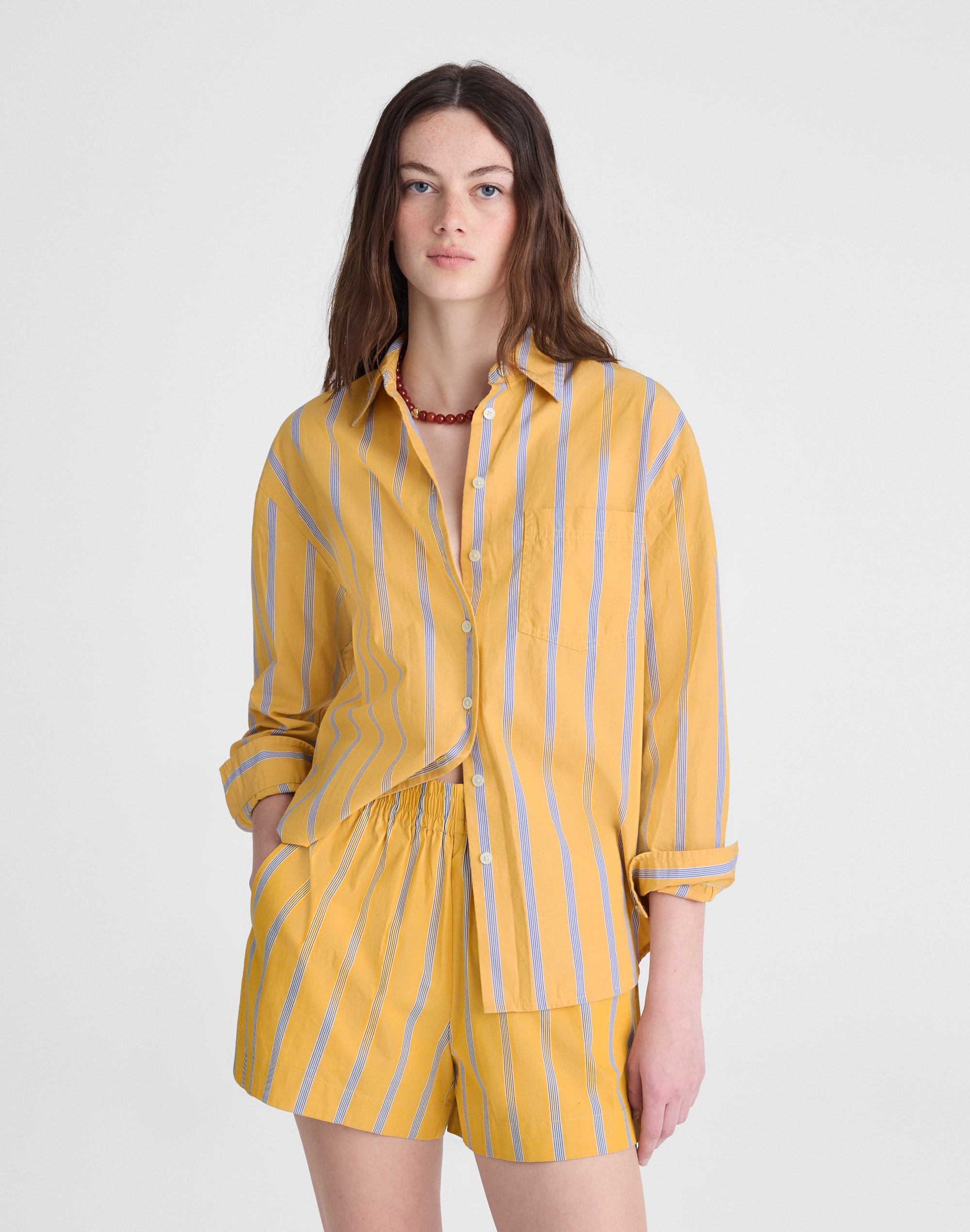pull-on shorts in washed poplin