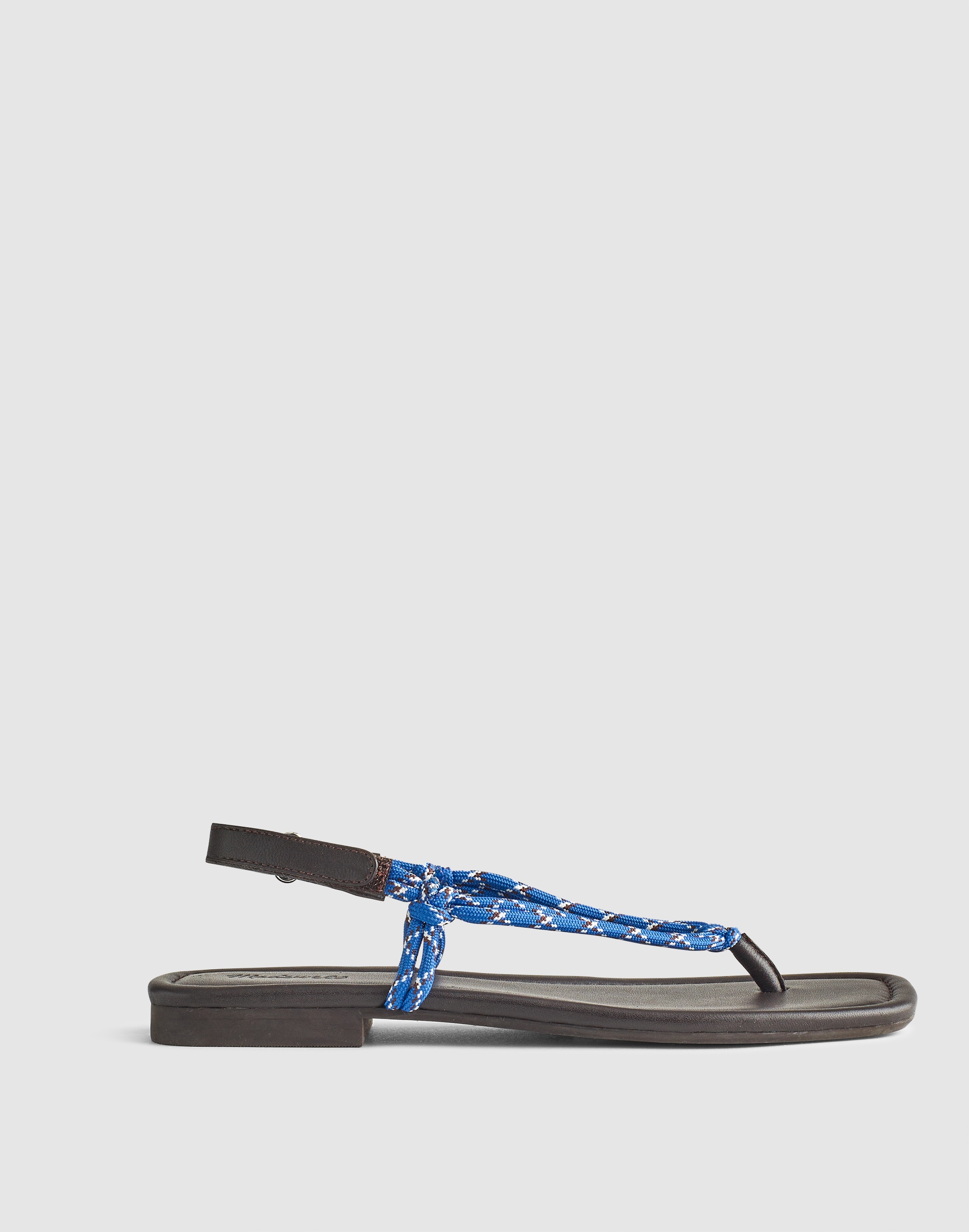the aliyah thong sandal in paracord