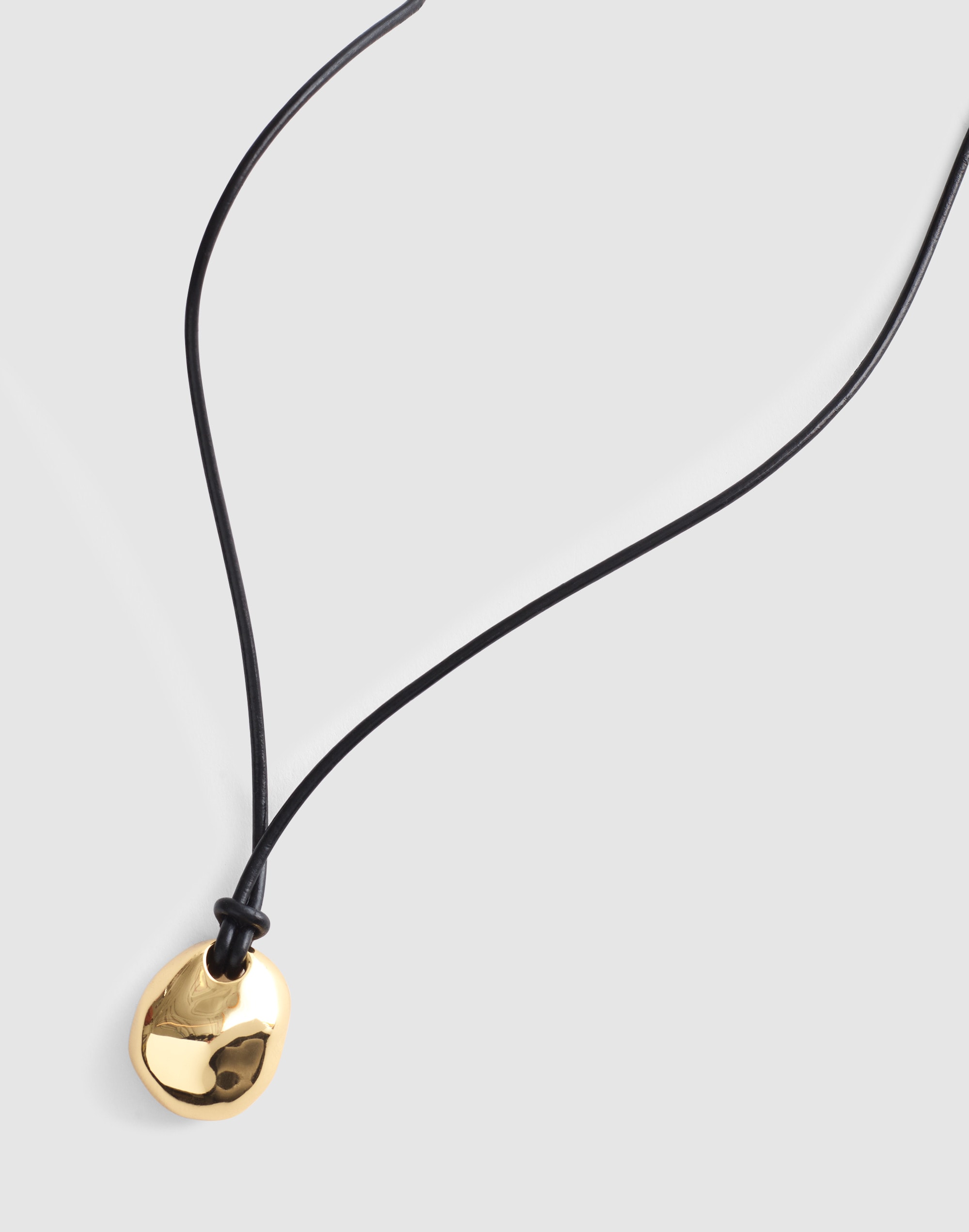 Madewell Sculptural Pendant Leather Necklace In Black