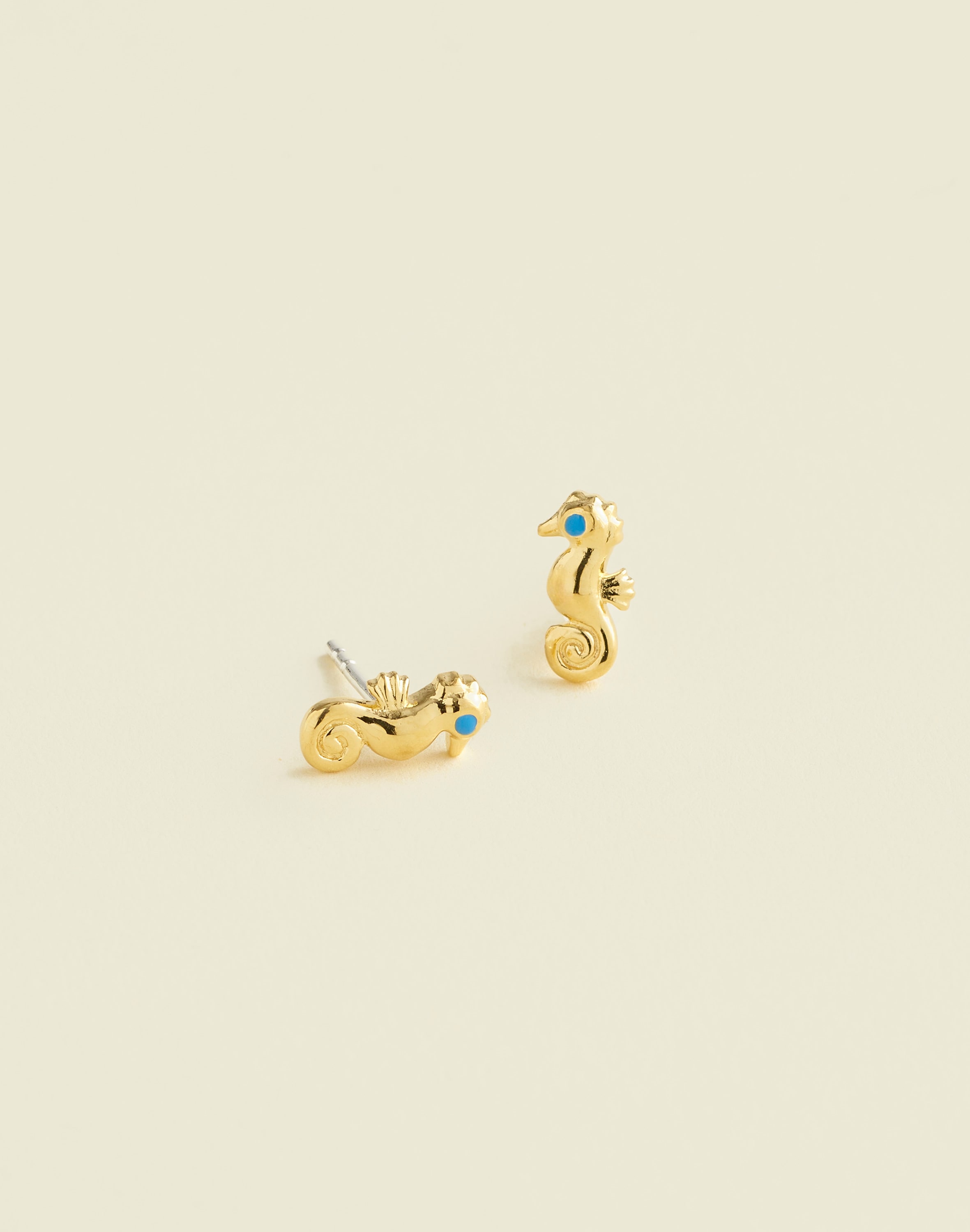 demi-fine seahorse stud earrings