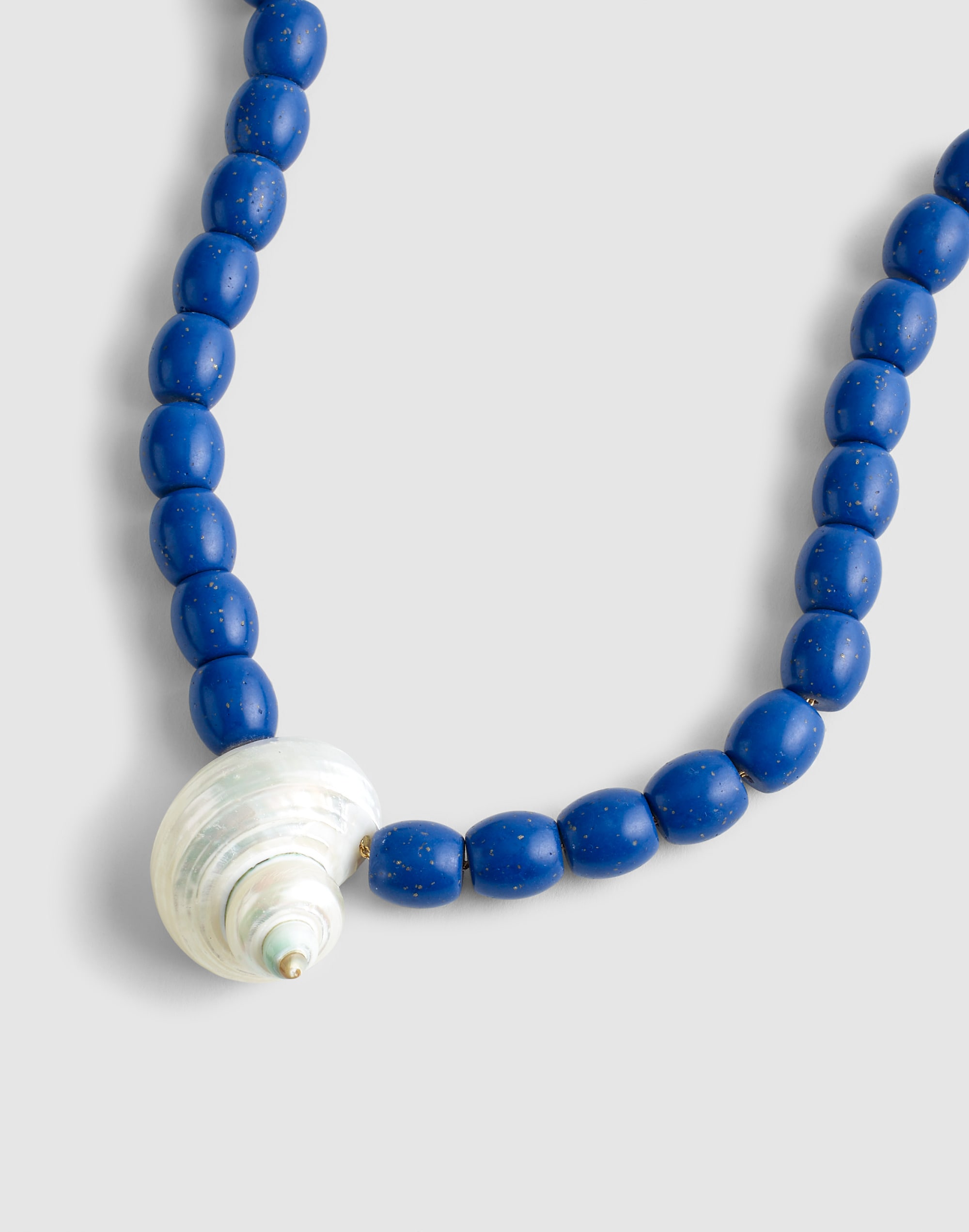 Shell Oversized Beaded Choker Necklace
