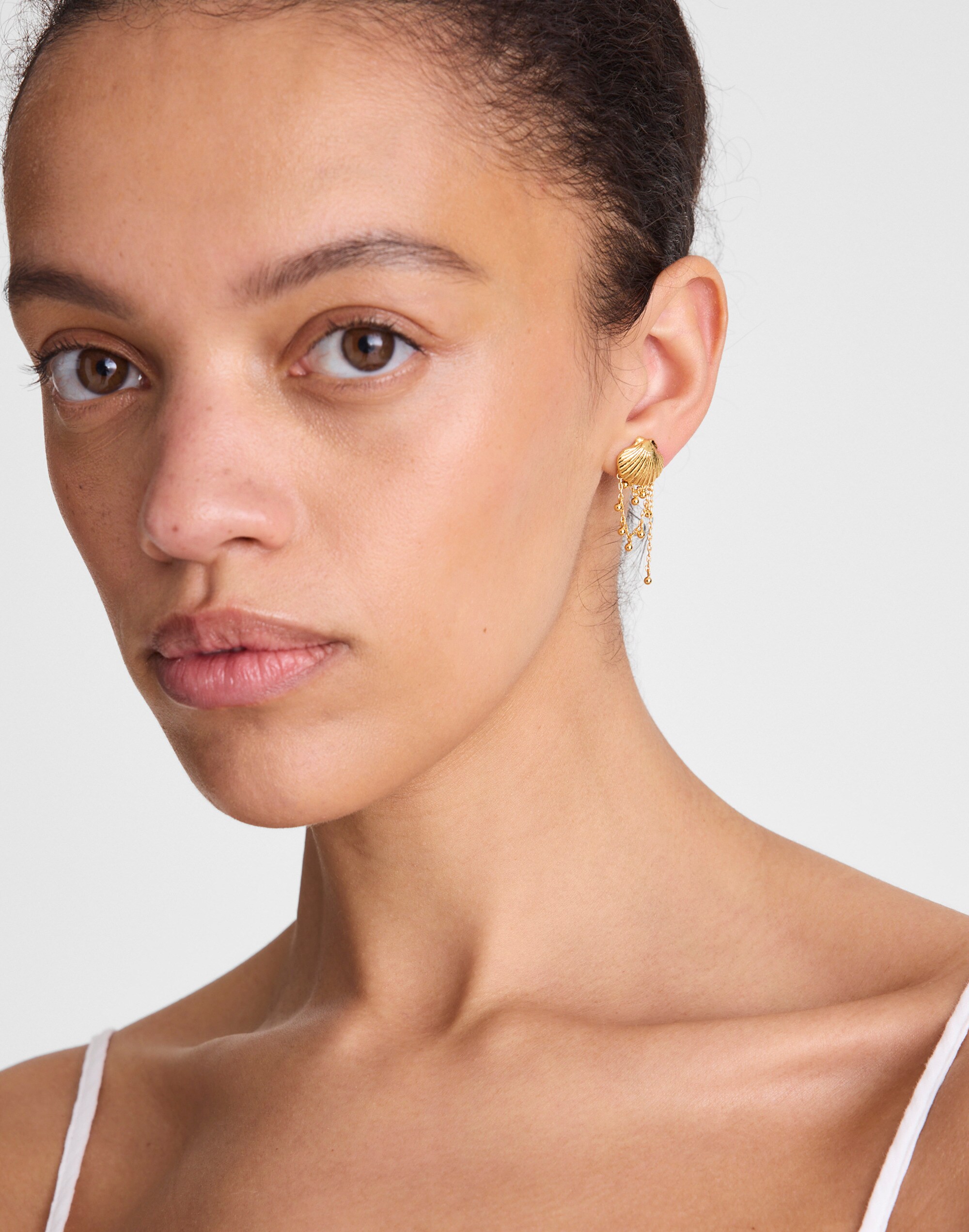 Shell Stacked Chain Stud Earrings