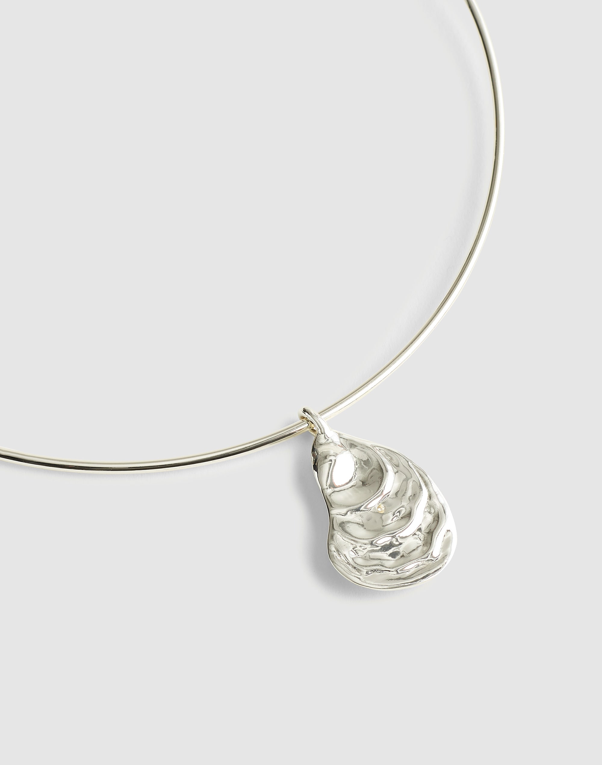 shell wire choker necklace