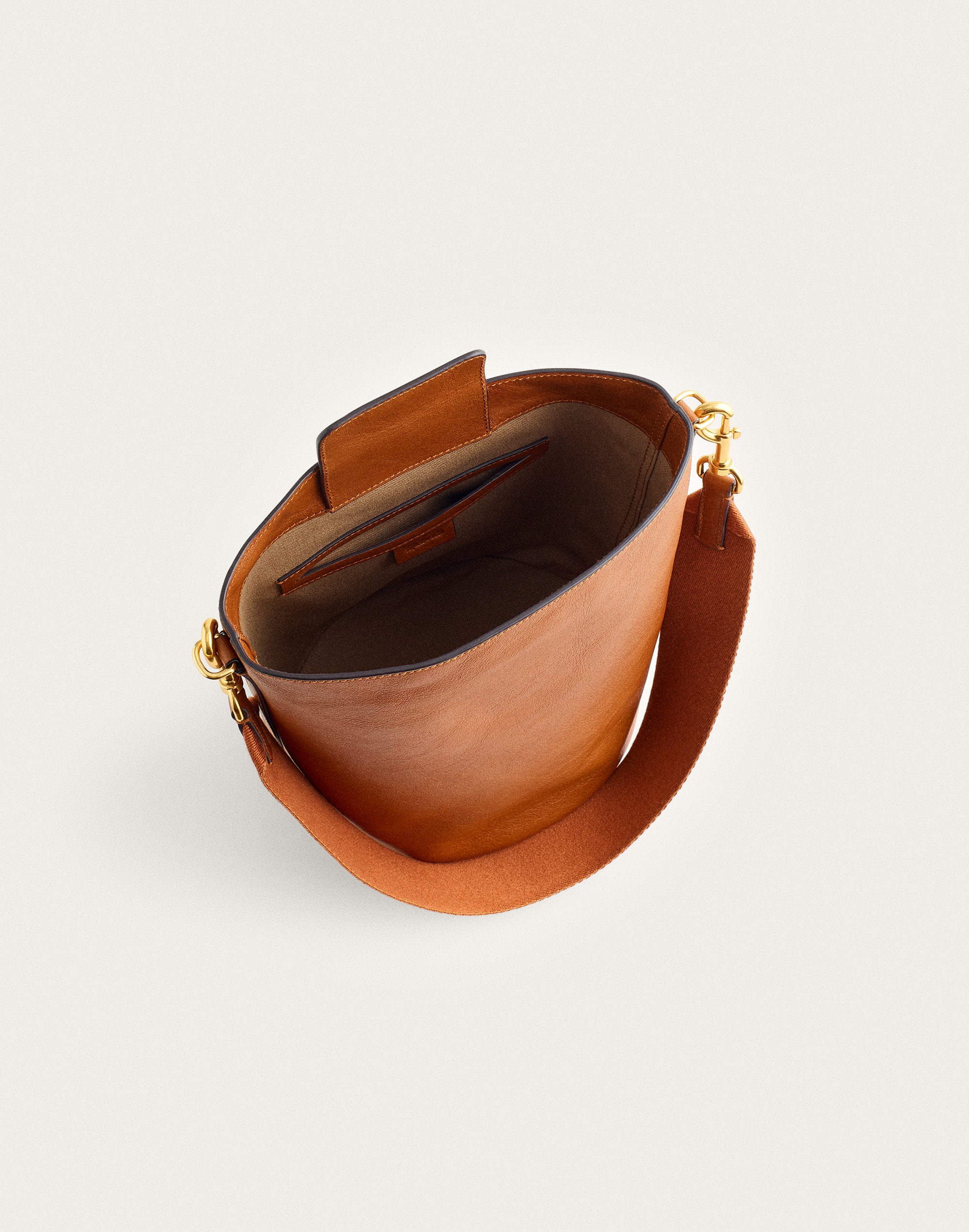 The Maren Bucket Bag