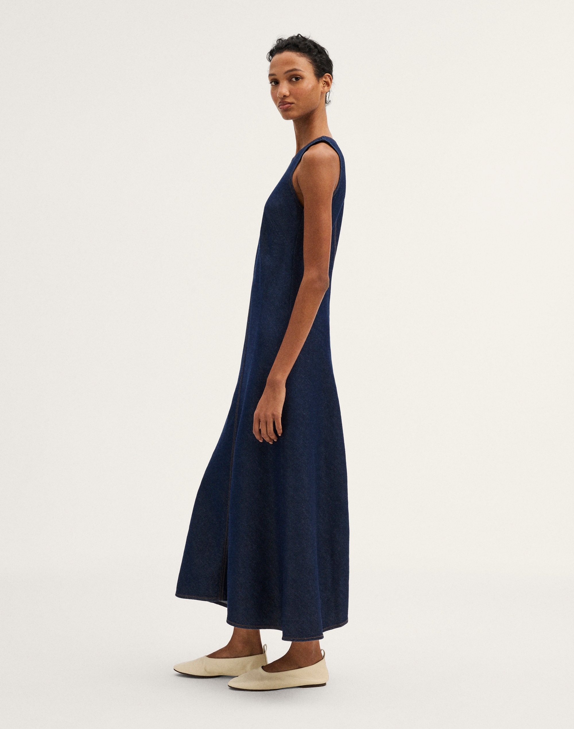 The Elena Midi Dress in Airy Denim