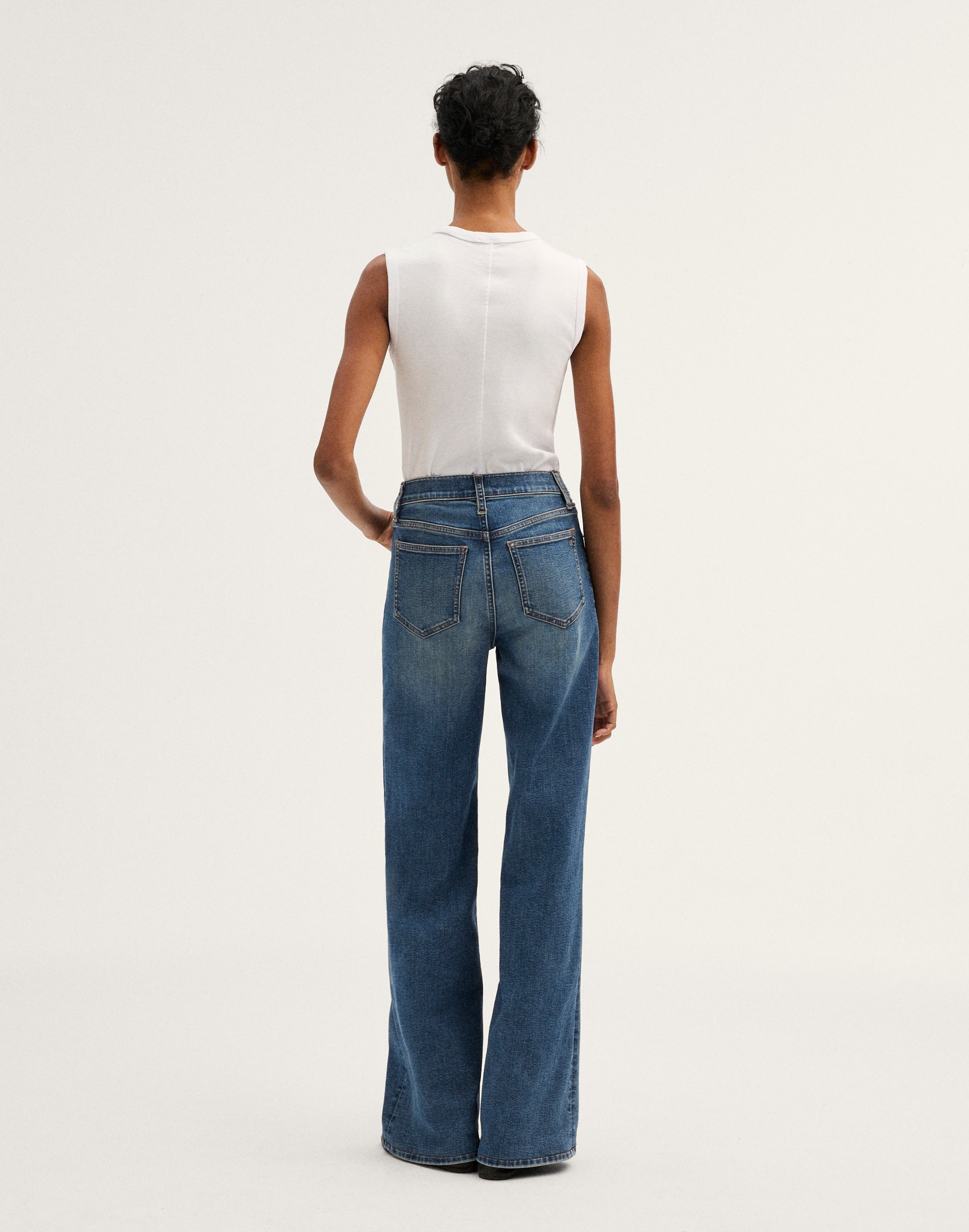 The Petite Wide-Leg Jean in Super Stretch