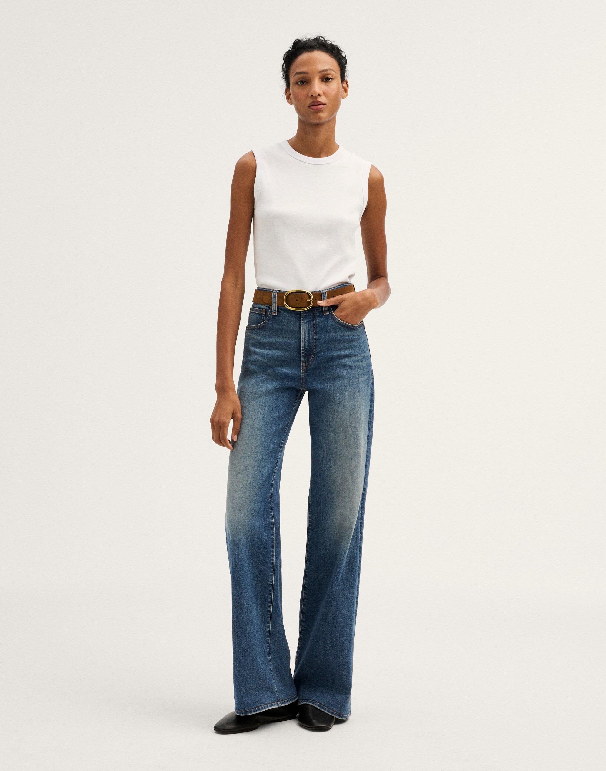 The Wide-Leg Jean in Super Stretch Denim