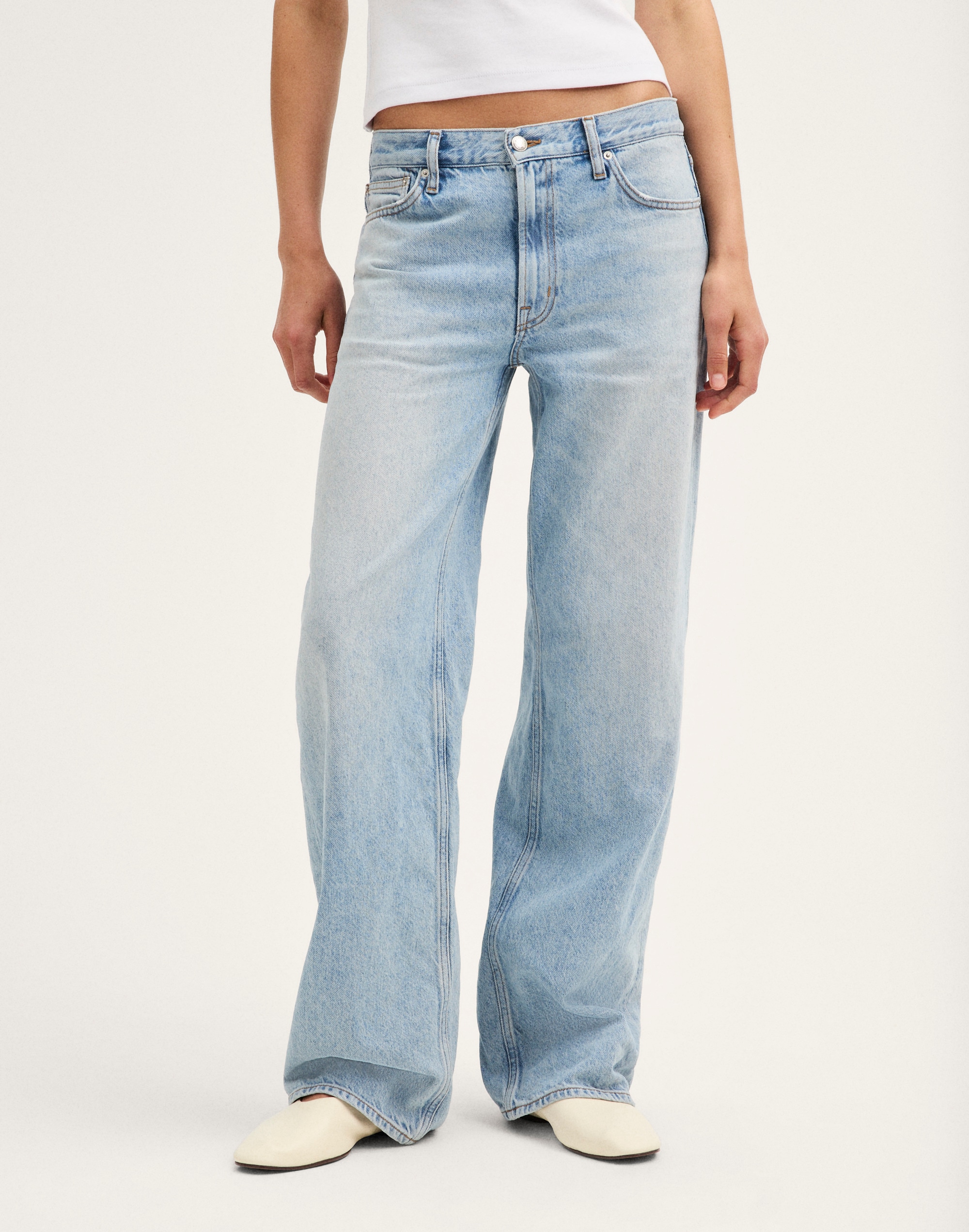 Low-Slung Baggy Jeans