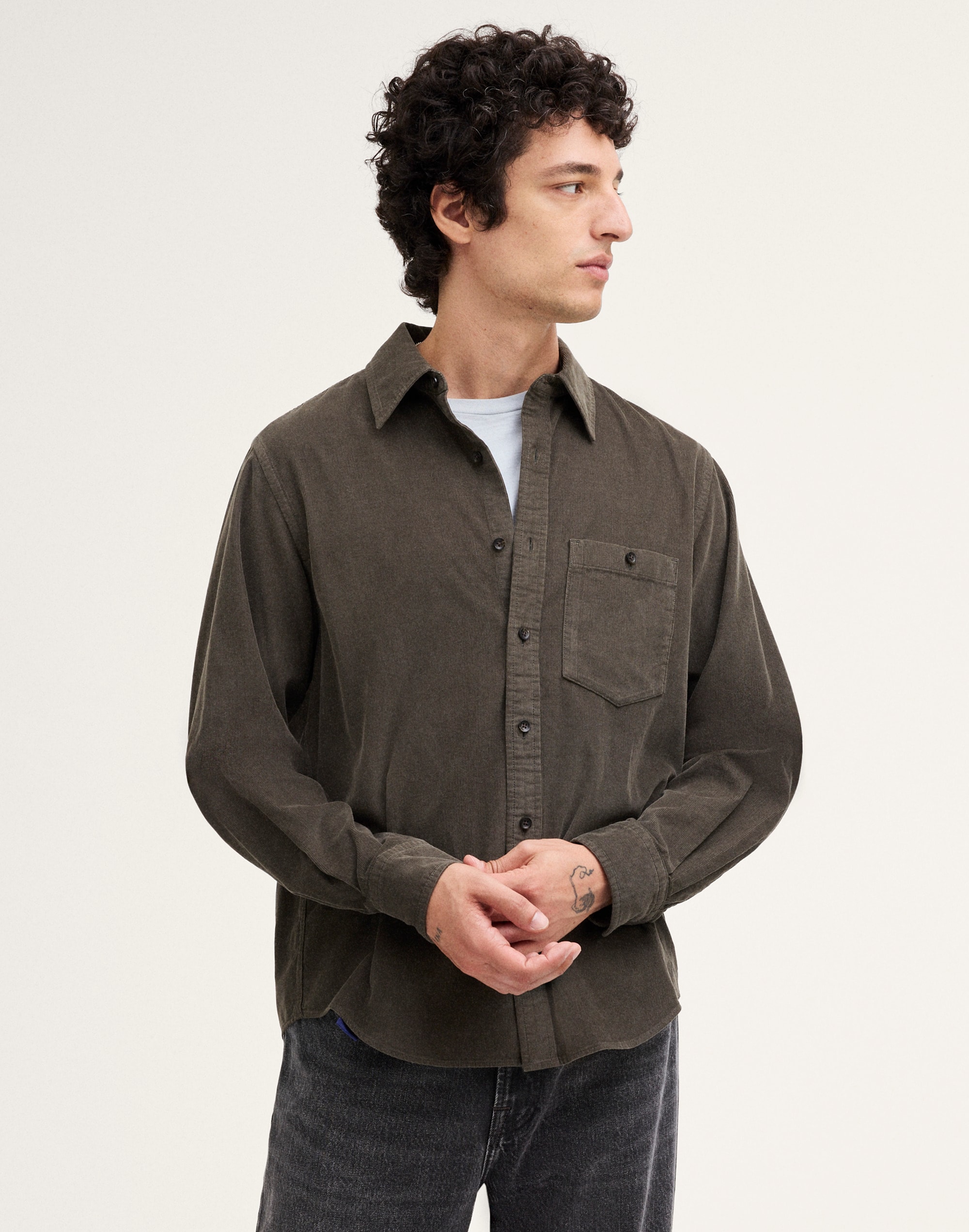 Patch-Pocket Shirt in Fine Wale Corduroy