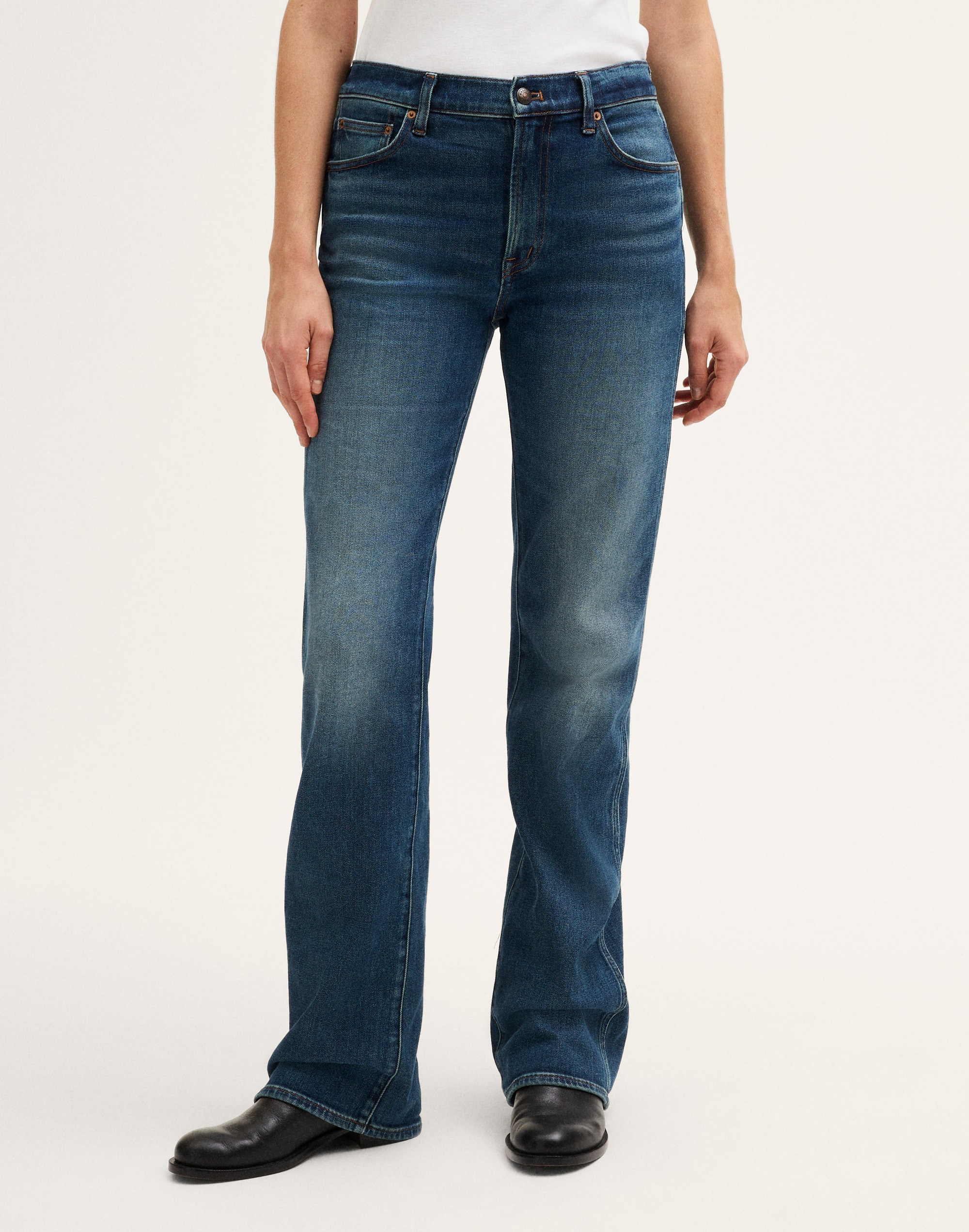 Relaxed Bootcut Jeans