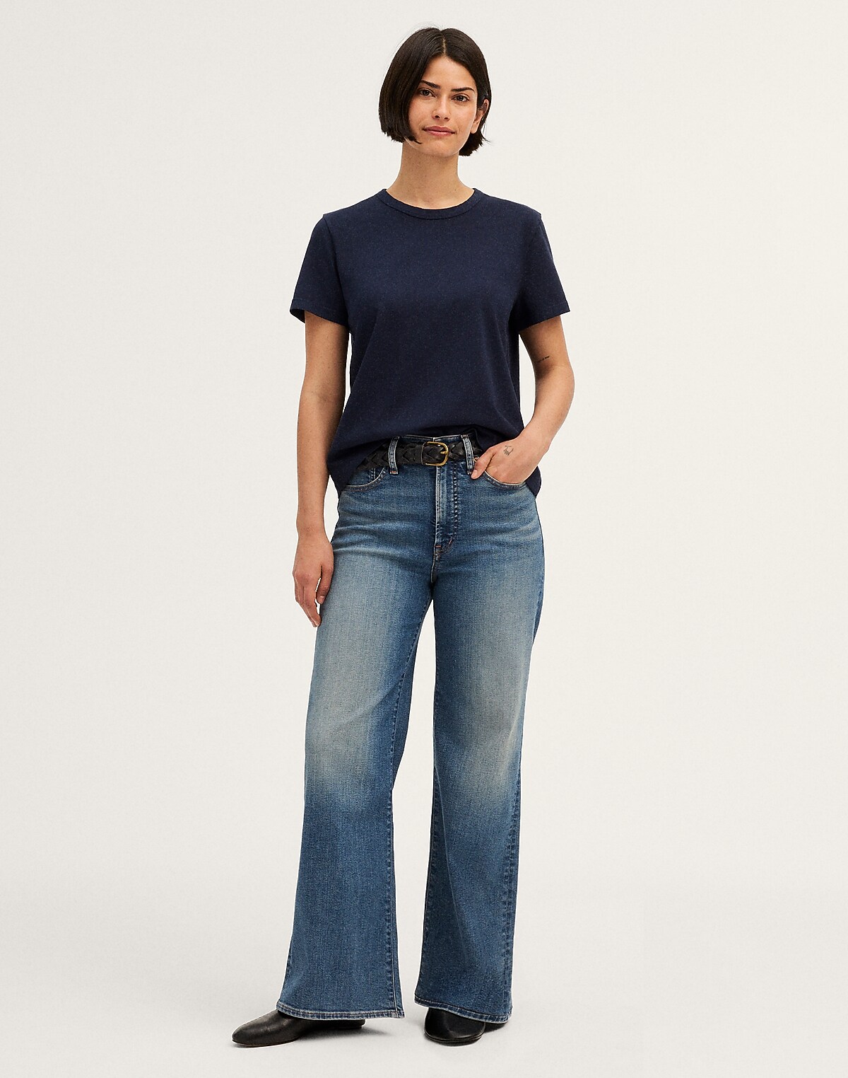 The Curvy Wide-Leg Jean in Super Stretch Denim