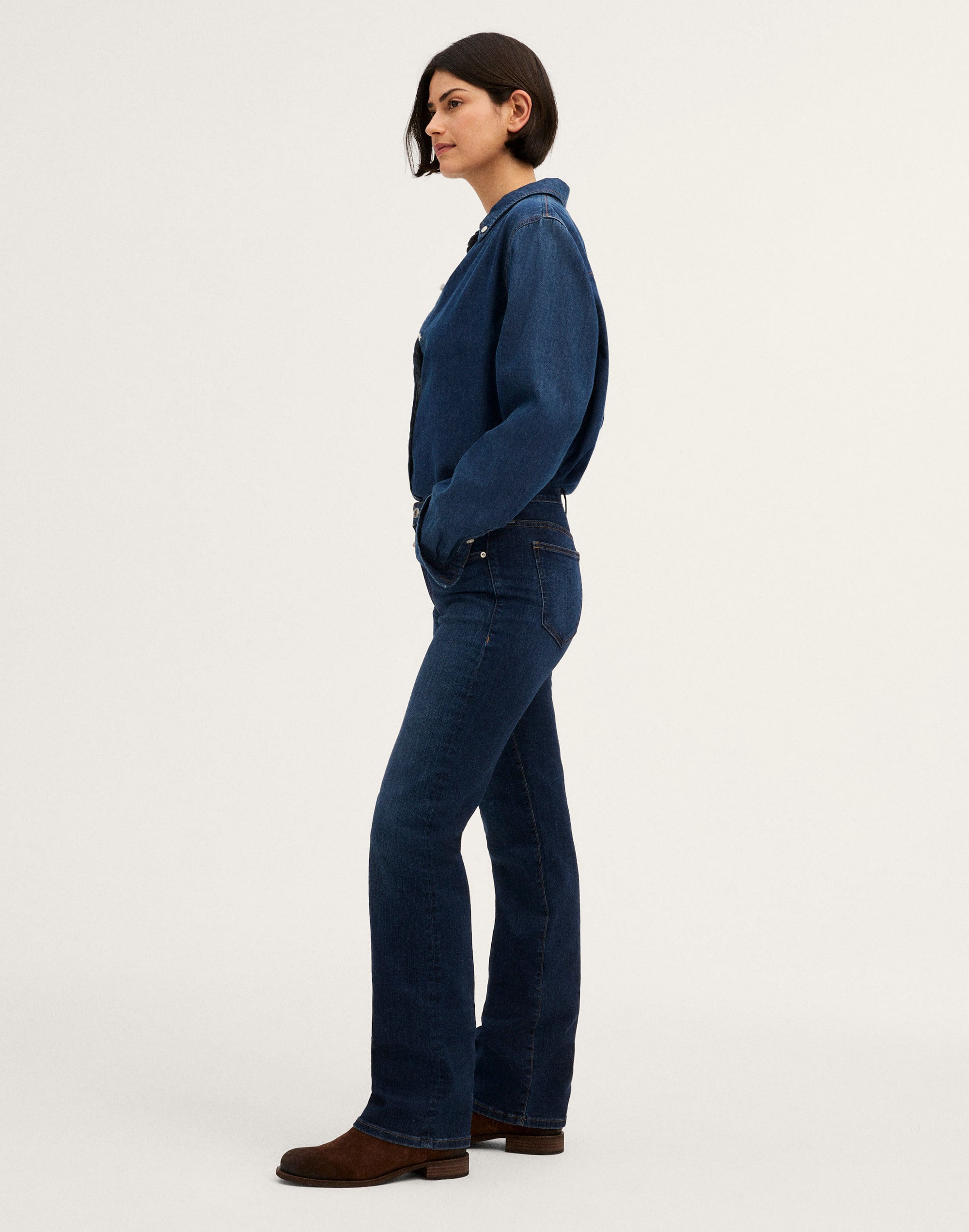 The Curvy Straight Jean in Super Stretch Denim