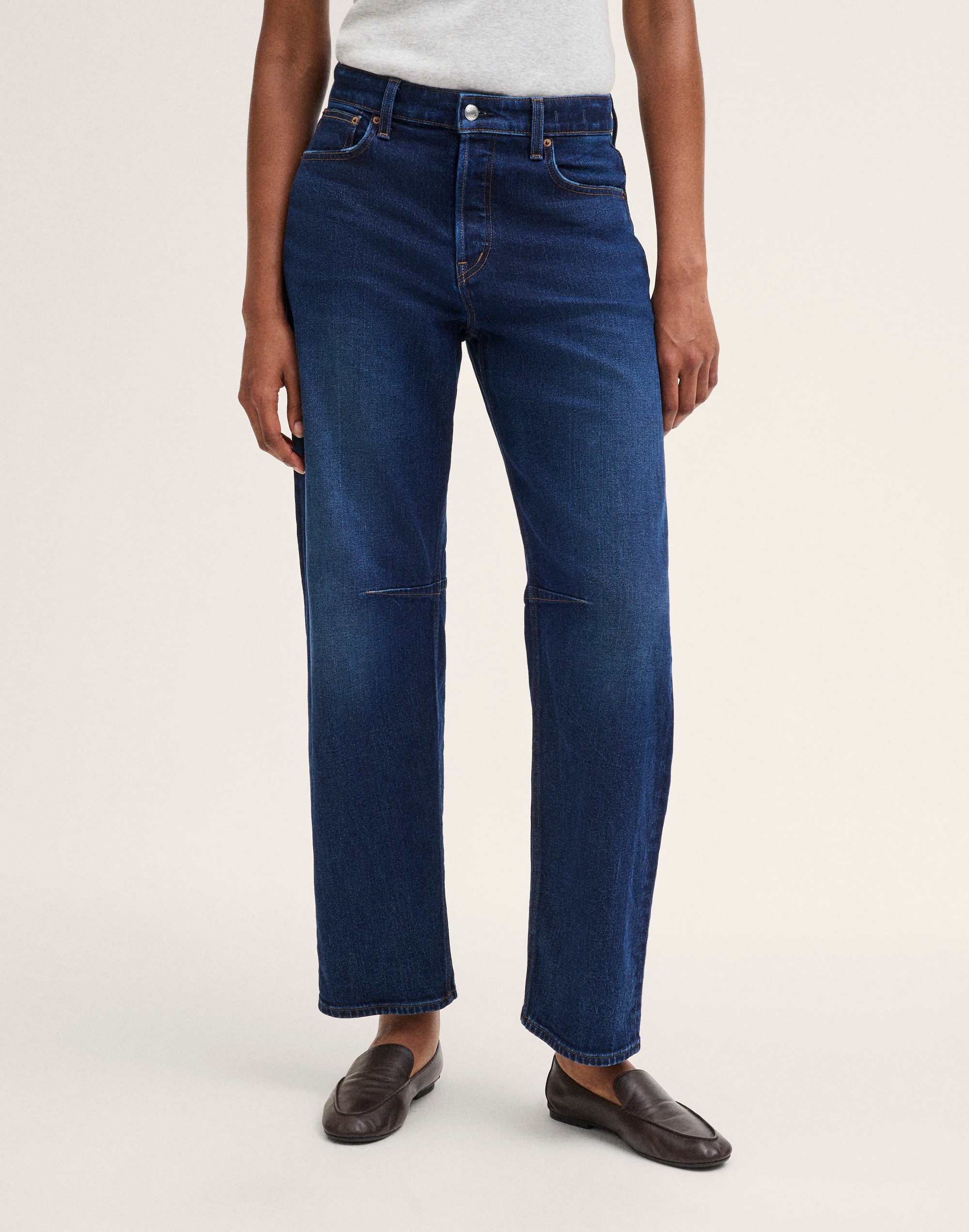 The Curvy Darted Barrel-Leg Jean