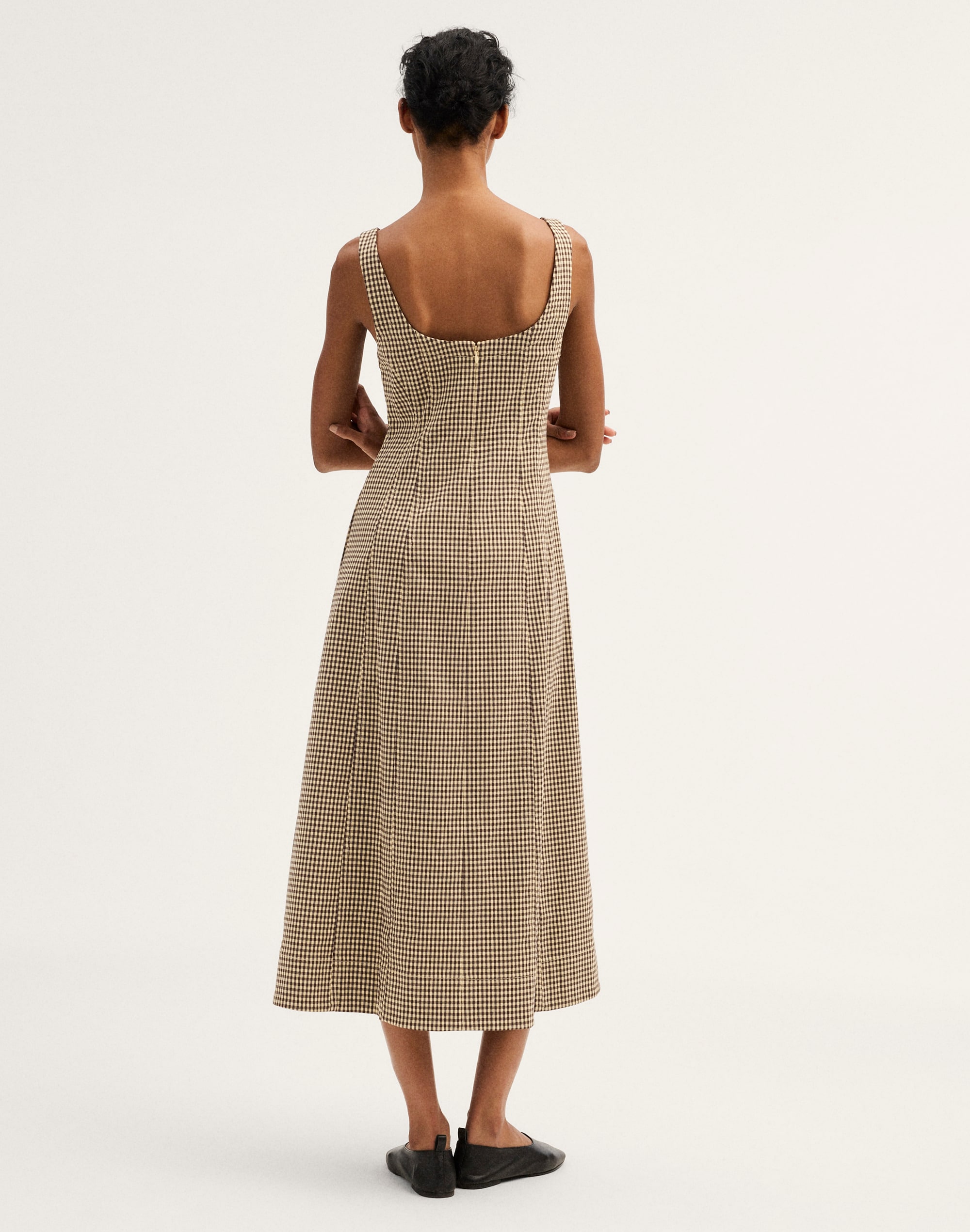 Seamed Scoopneck Midi Dress