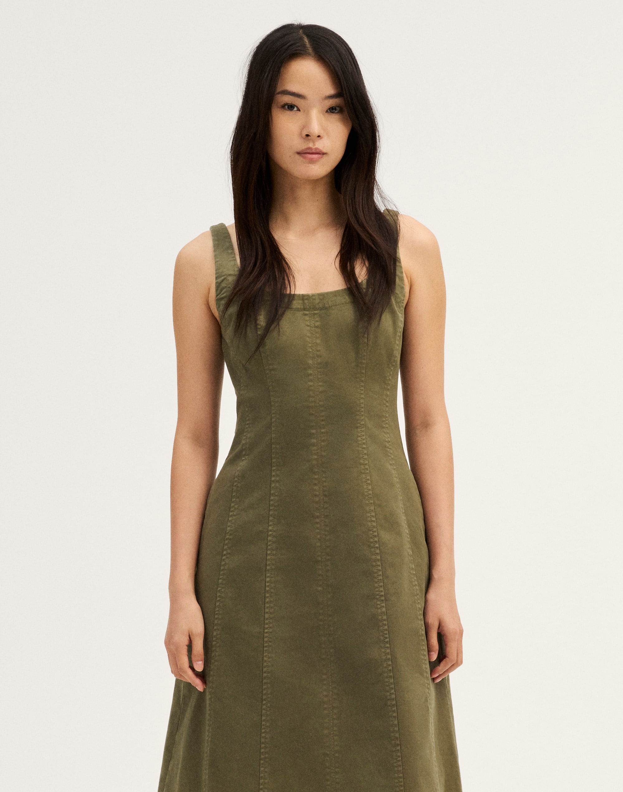 Seamed Scoopneck Midi Dress
