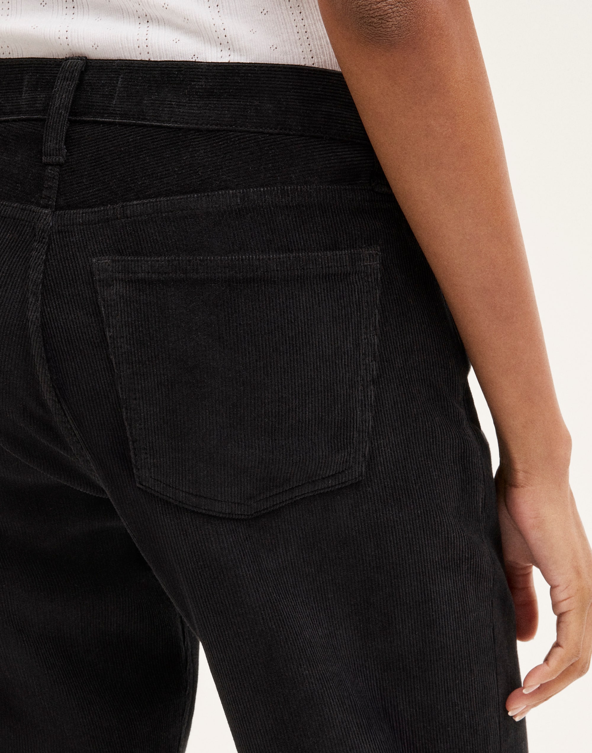 The Low-Rise Loose Pant in Corduroy