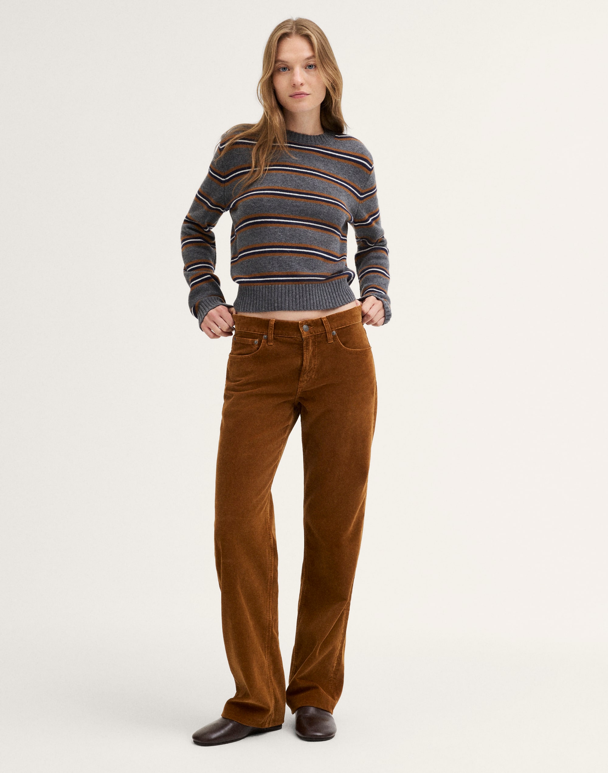 the low-rise loose pant