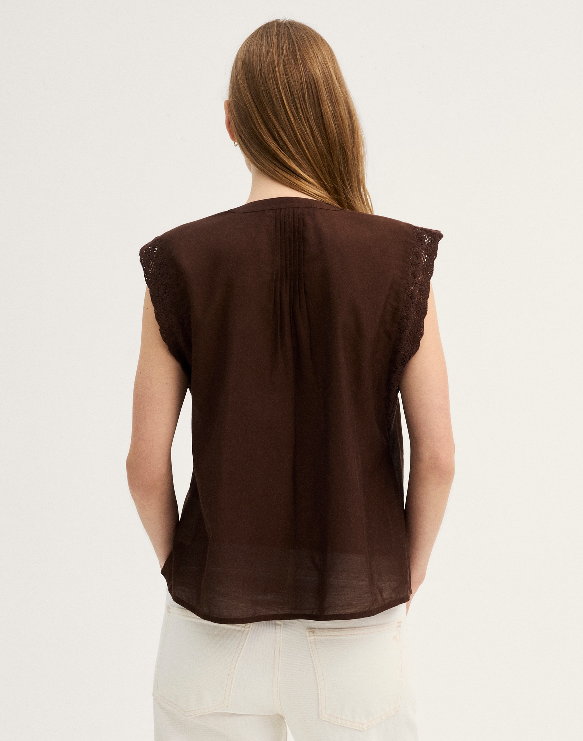 Variant Image Brown