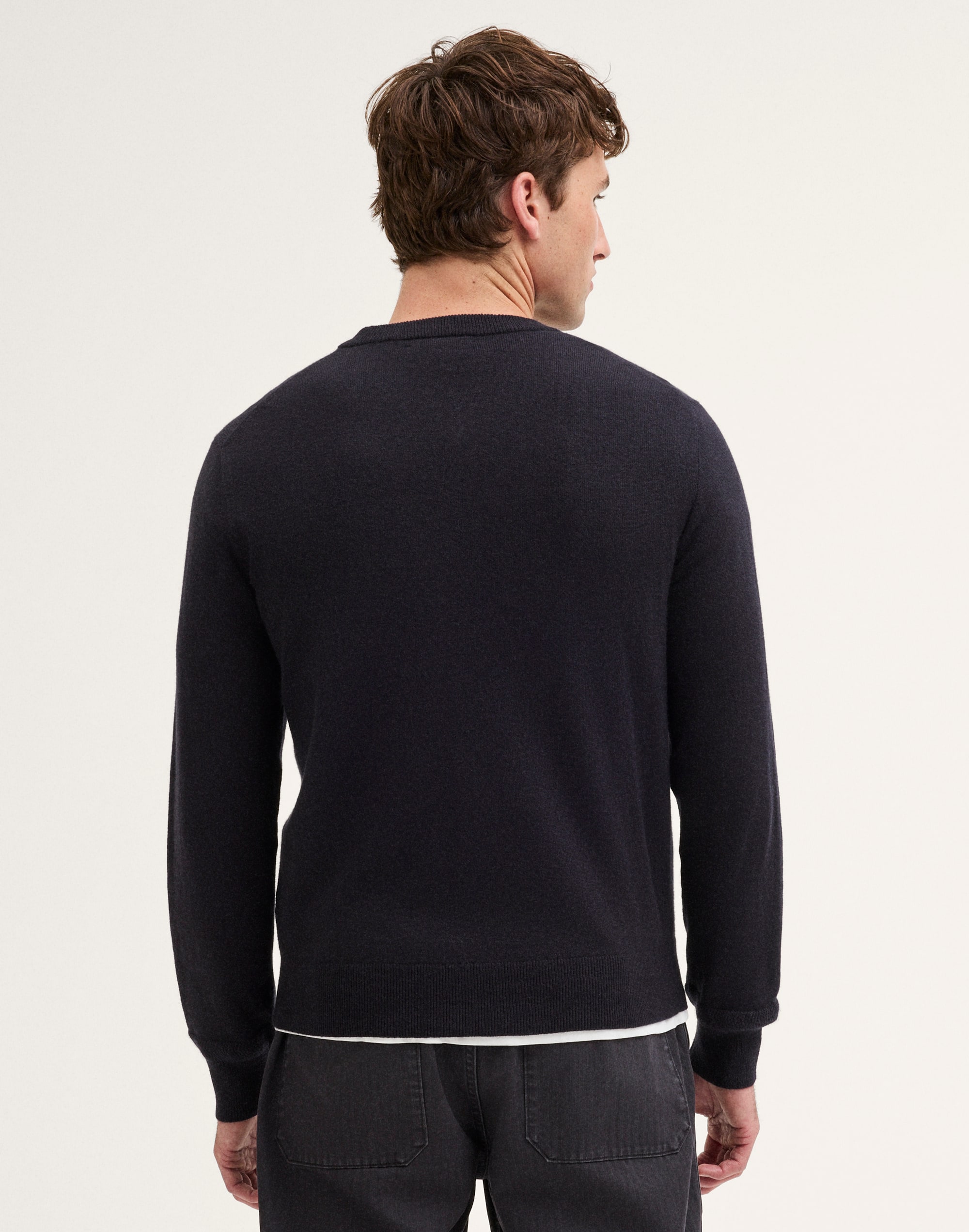 Textured-Stitch V-Neck Sweater in Harbor Wool Blend