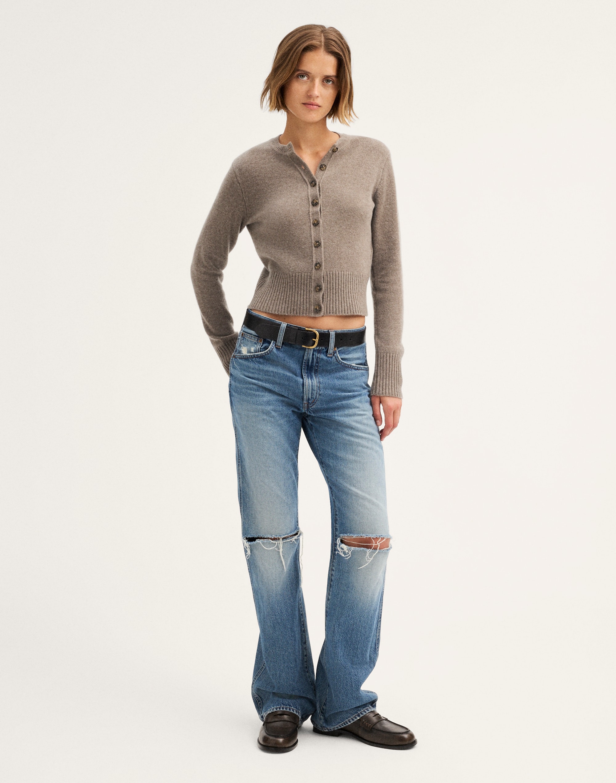 Crewneck Cardigan in 100% Cashmere