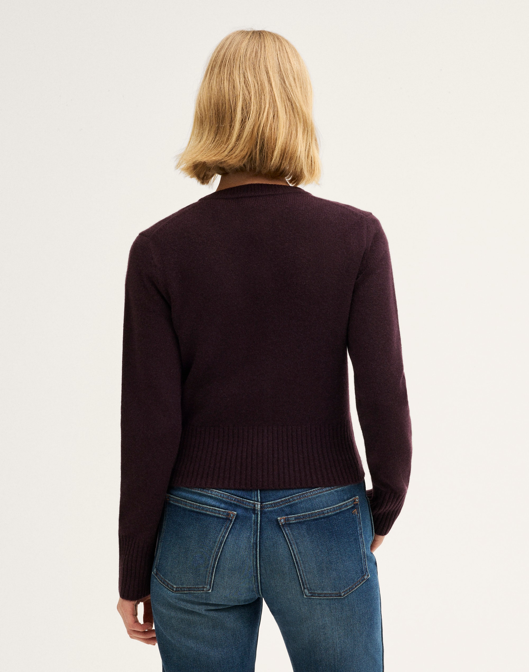 Crewneck Cardigan in 100% Cashmere