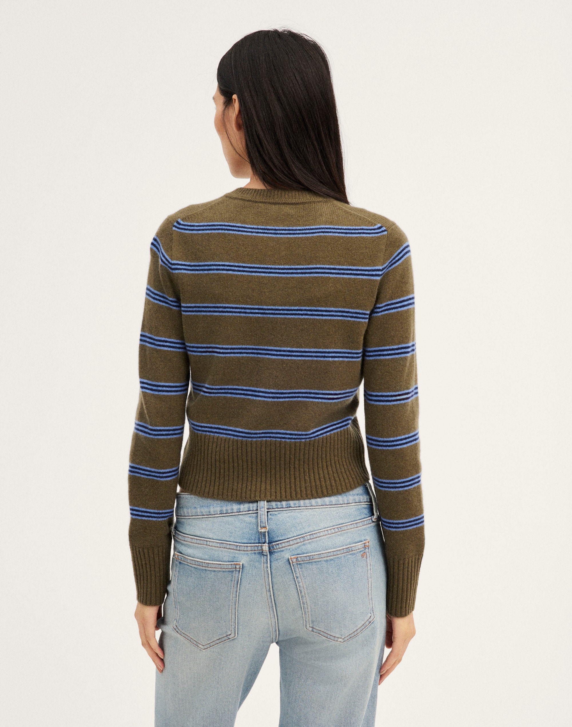 Crewneck Cardigan in 100% Cashmere