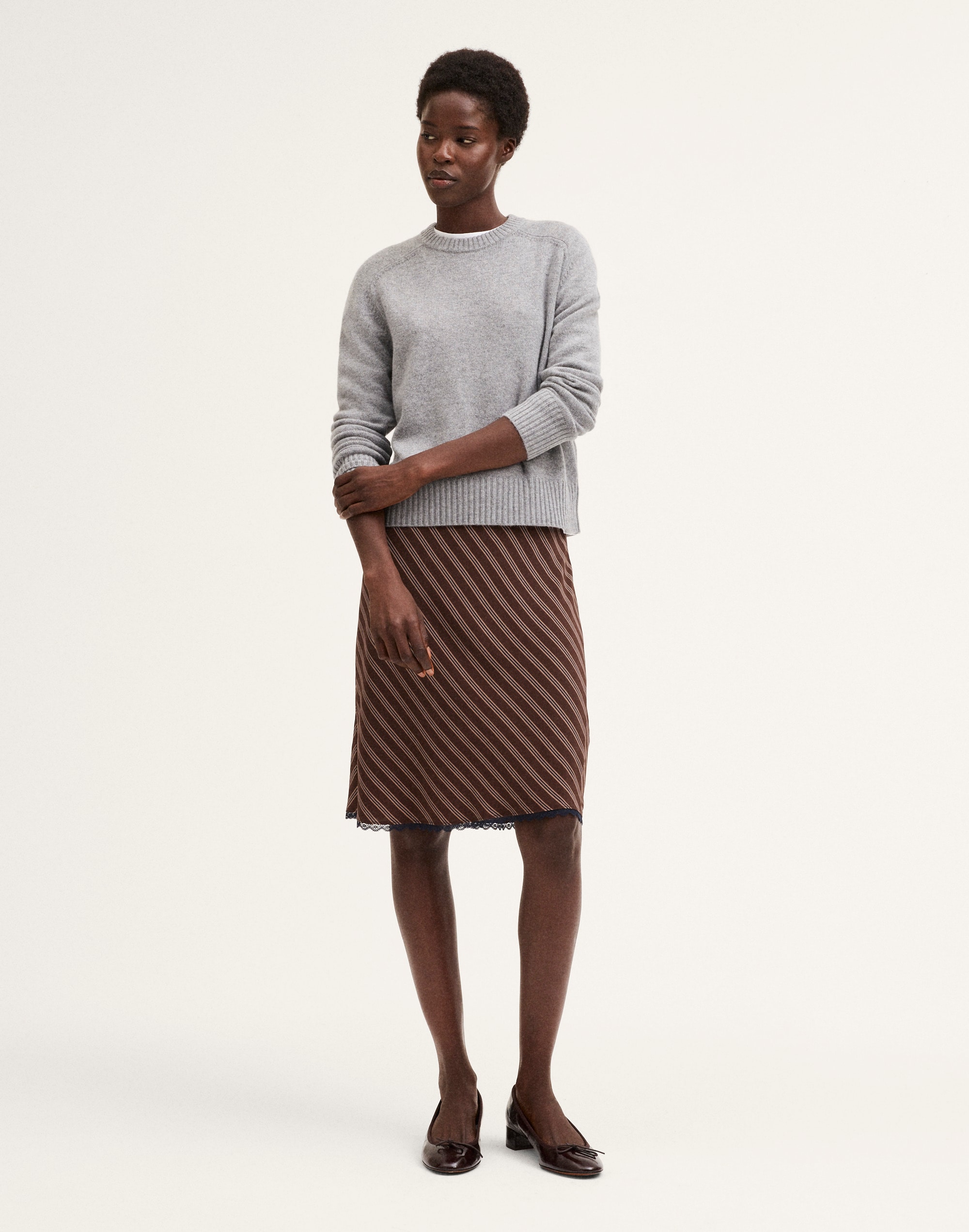 Saddle-Sleeve Crewneck Sweater in 100% Cashmere
