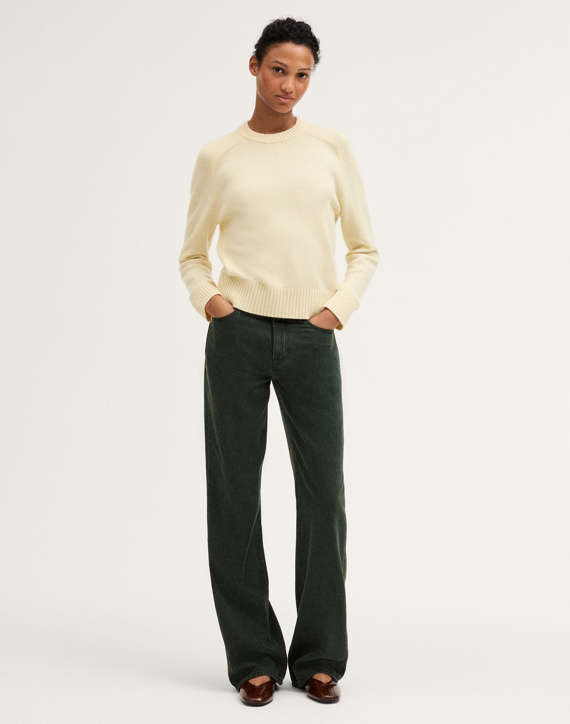 Saddle-Sleeve Crewneck Sweater in 100% Cashmere Alternate Image 5