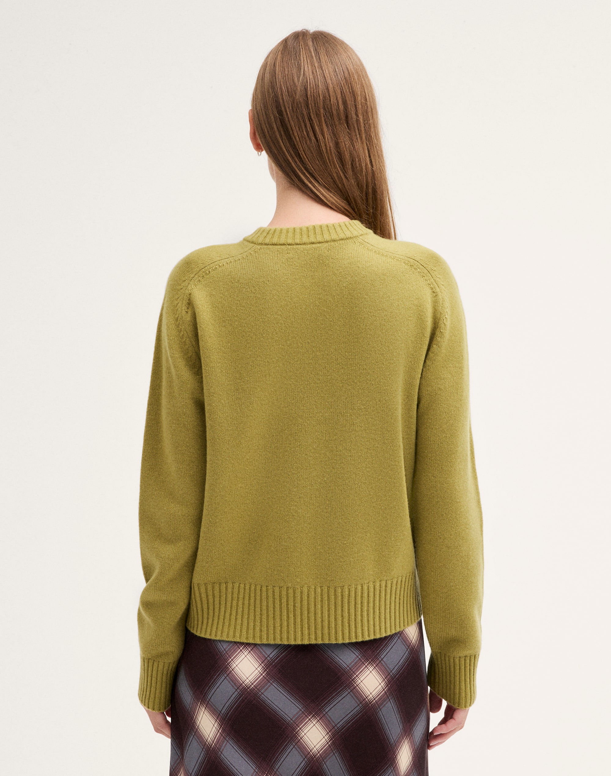 Saddle-Sleeve Crewneck Sweater in 100% Cashmere