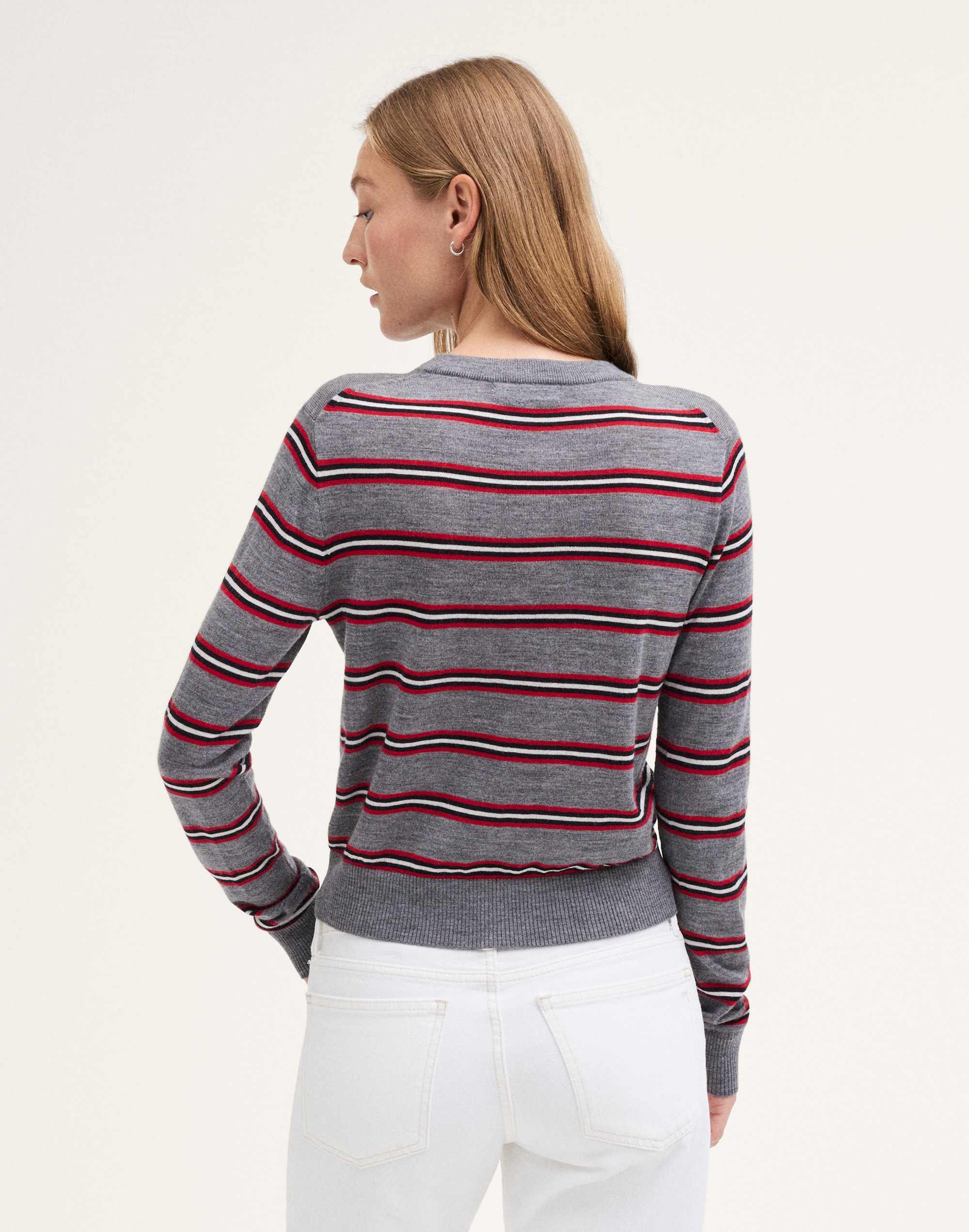 V-Neck Sweater in 100% Merino Wool