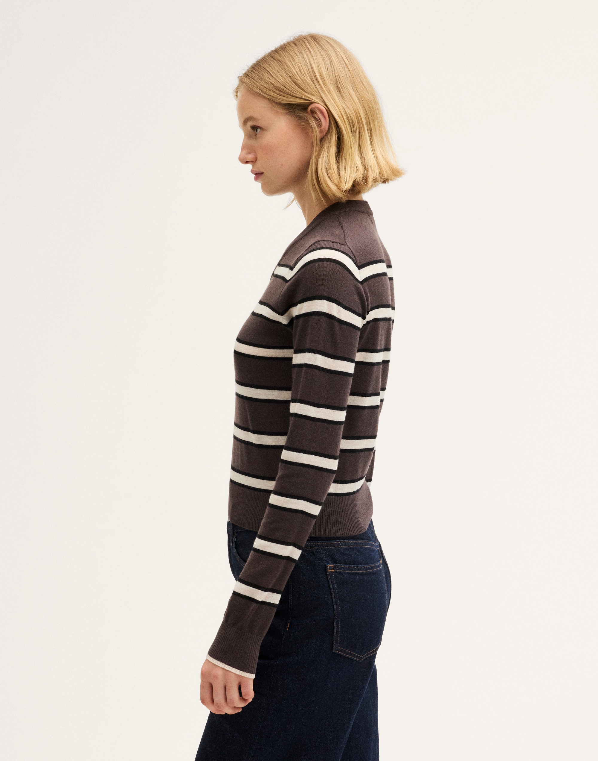 V-Neck Sweater in 100% Merino Wool