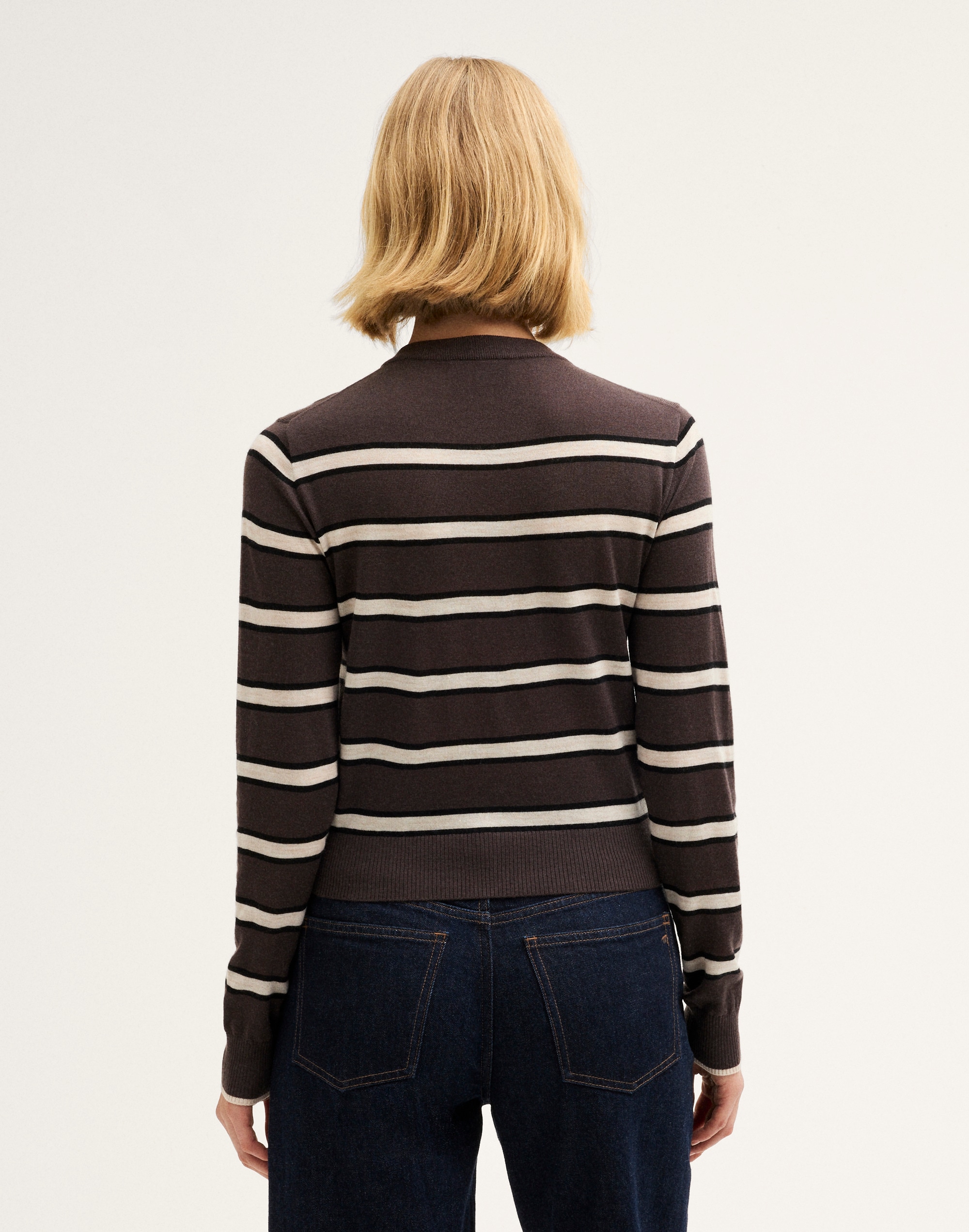 V-Neck Sweater in 100% Merino Wool