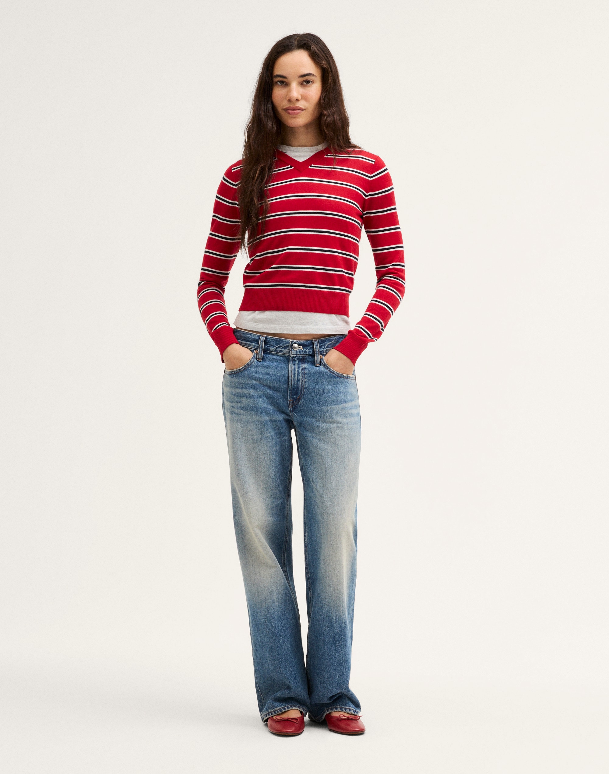 V-Neck Sweater in 100% Merino Wool