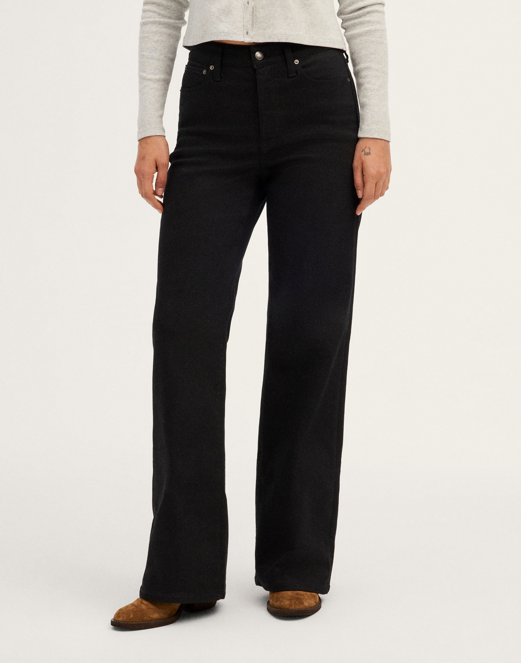 The Curvy Wide-Leg Jean in Super Stretch Denim