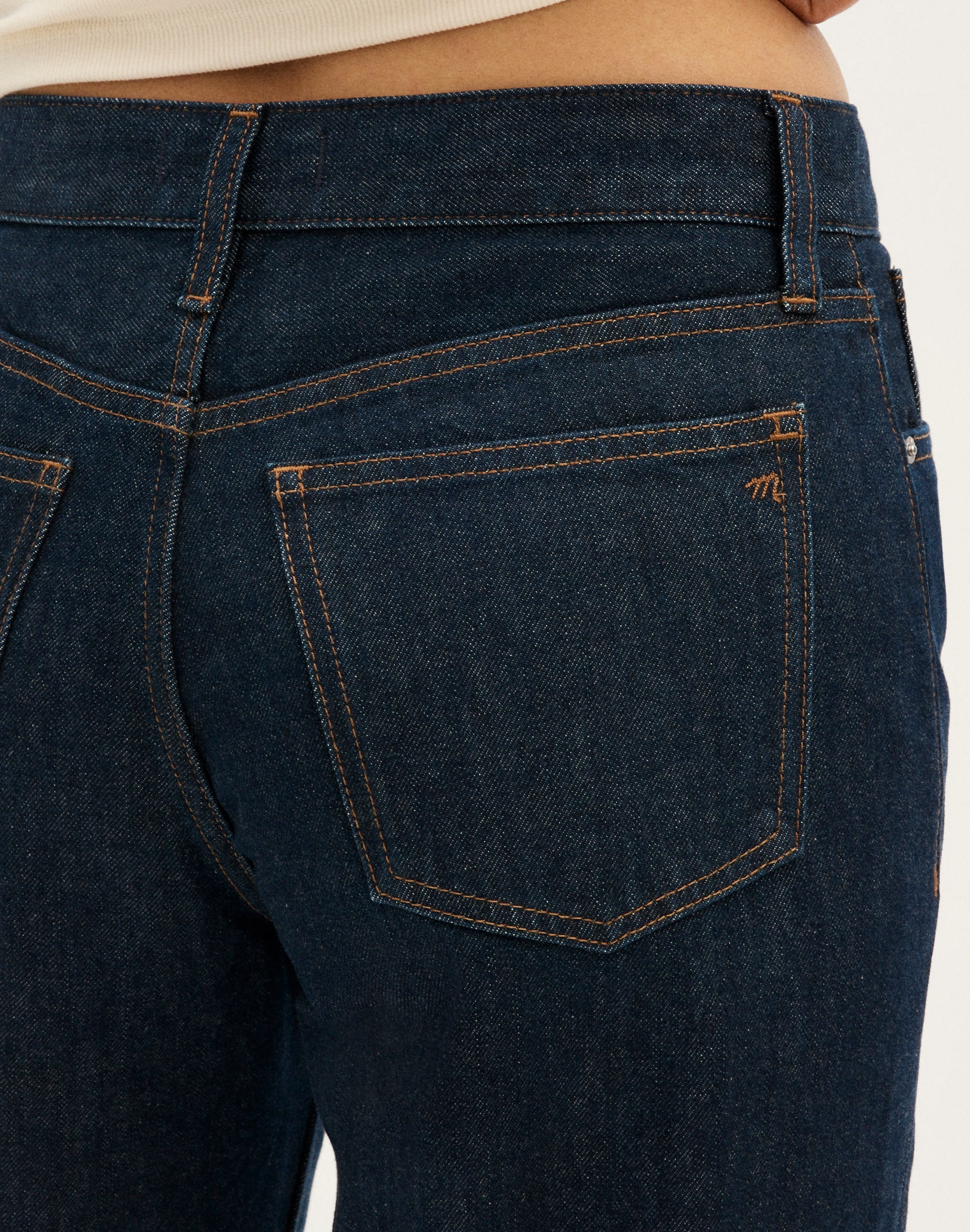 Curvy Low-Slung Baggy Jeans