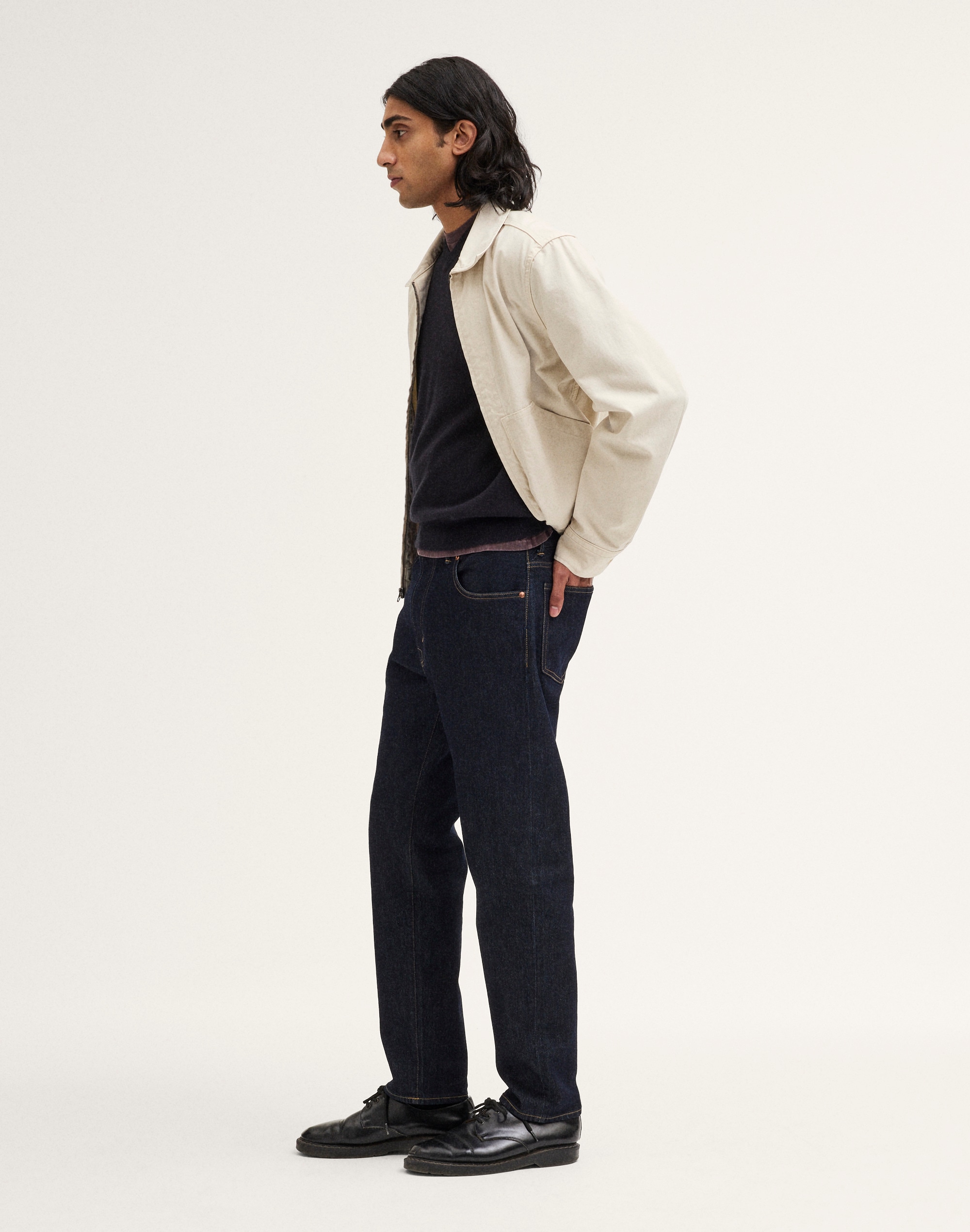 Relaxed Taper Jeans