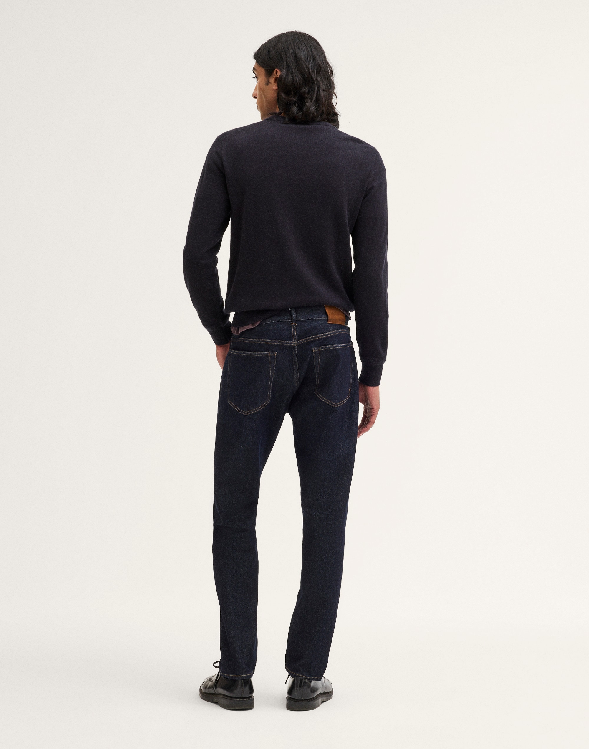 Relaxed Taper Jeans