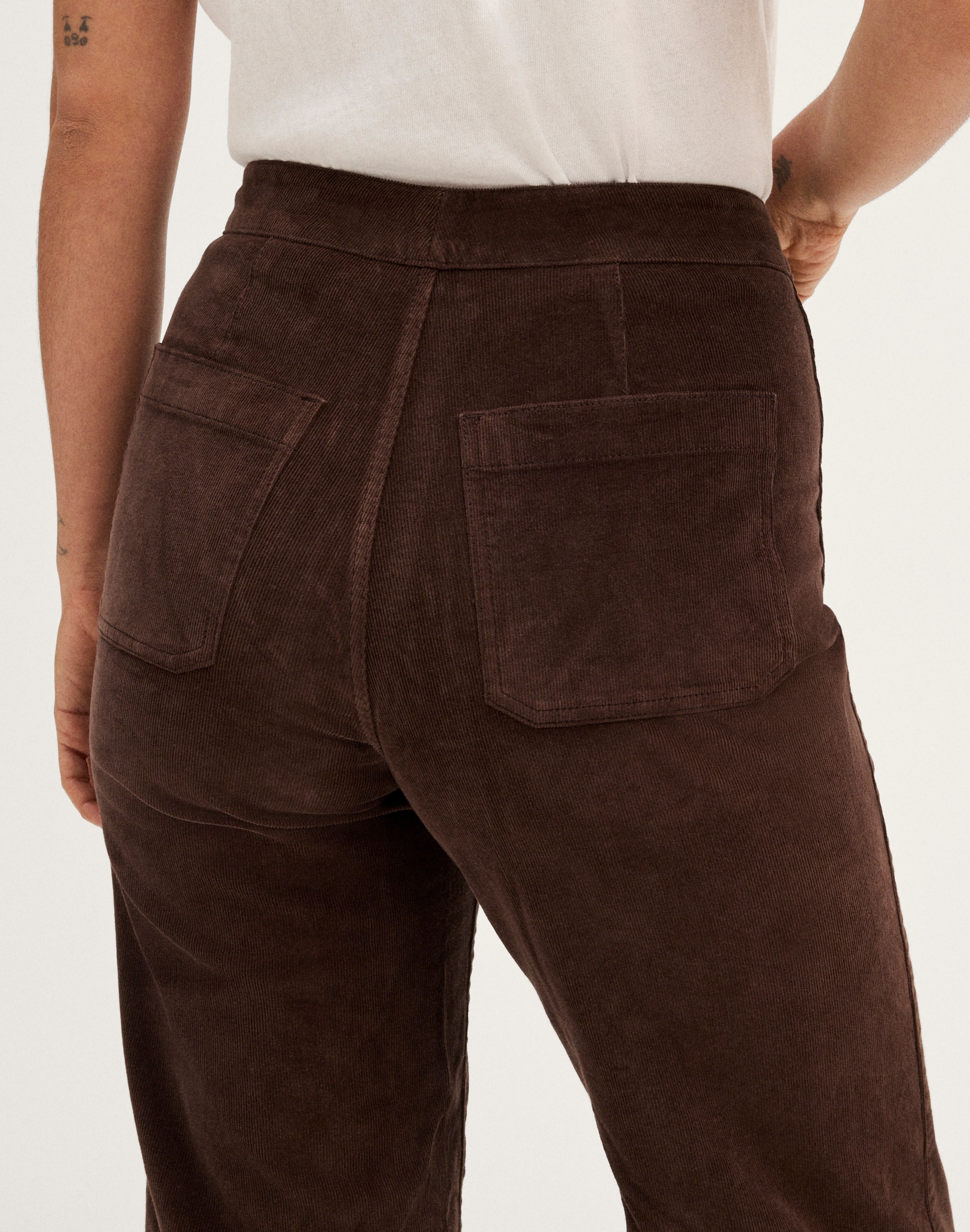 The Curvy Wide-Leg Pant in Corduroy