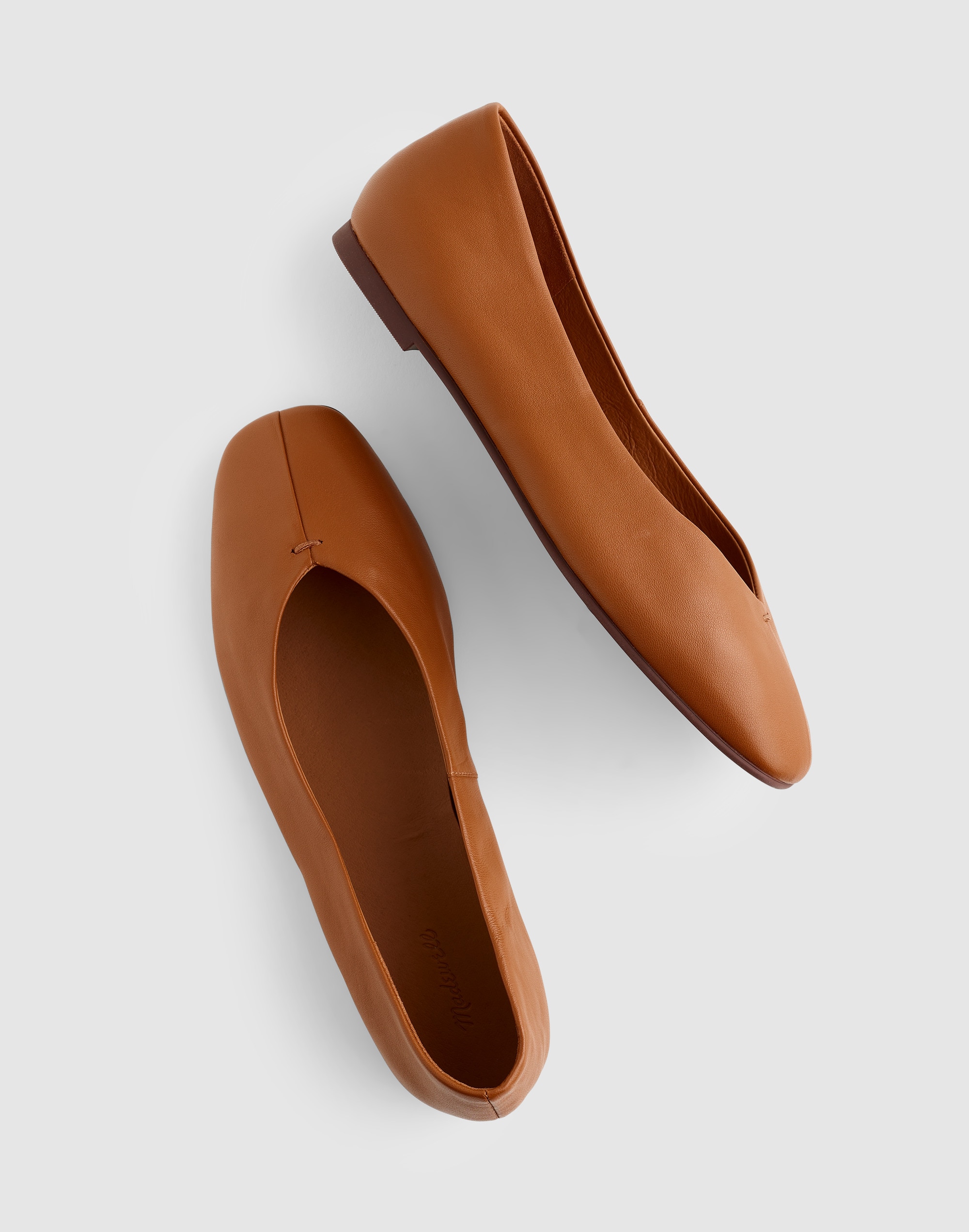 The Greta Glove Flat