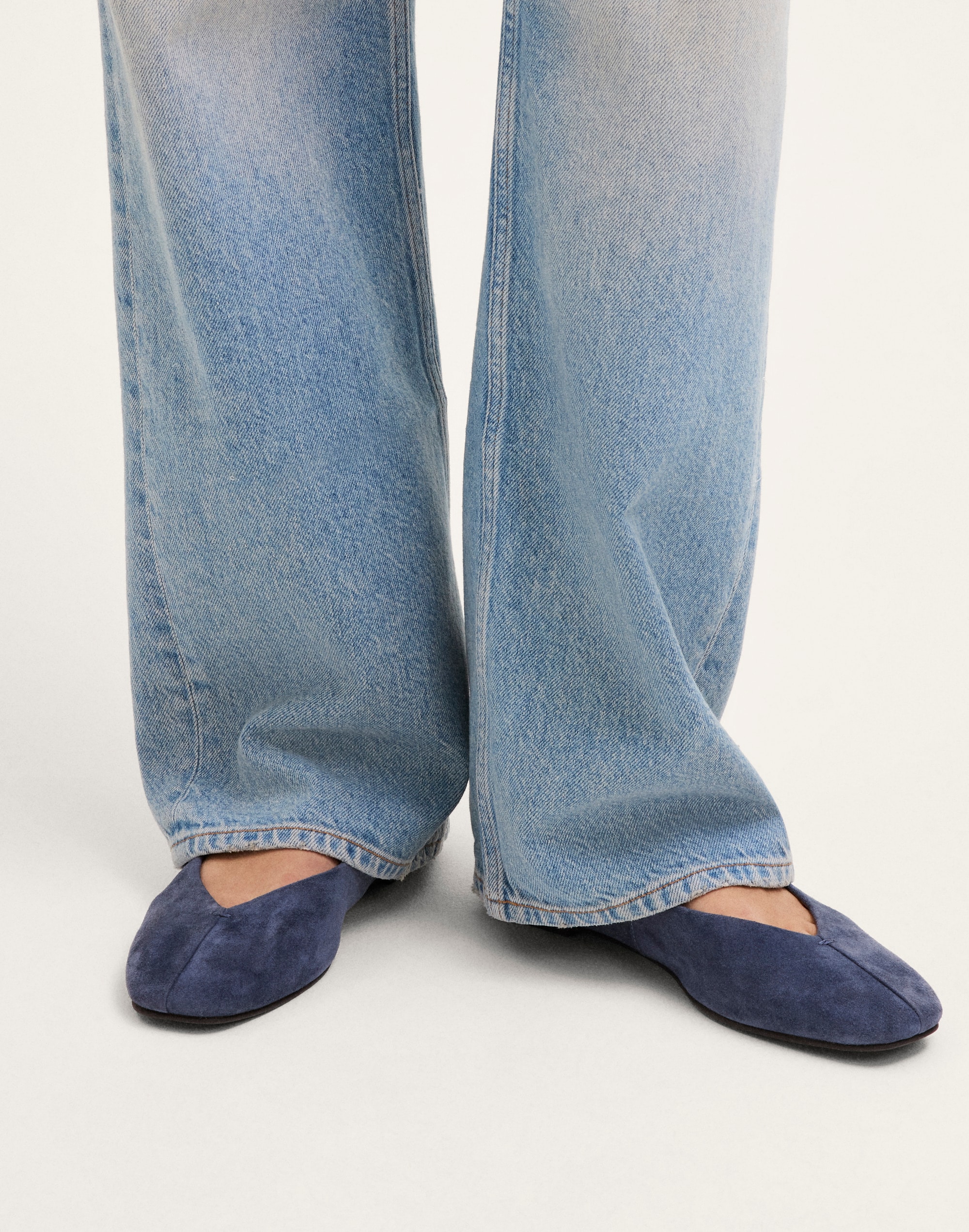 The Greta Glove Flat