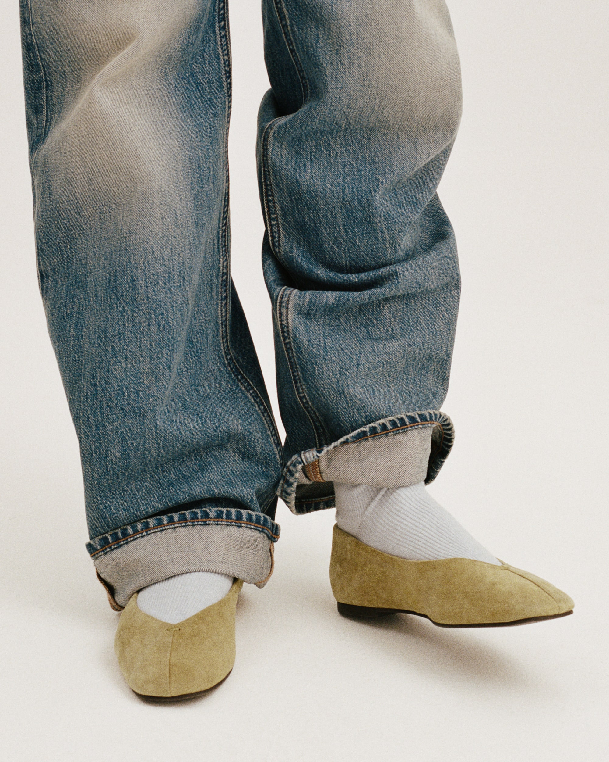 The Greta Glove Flat