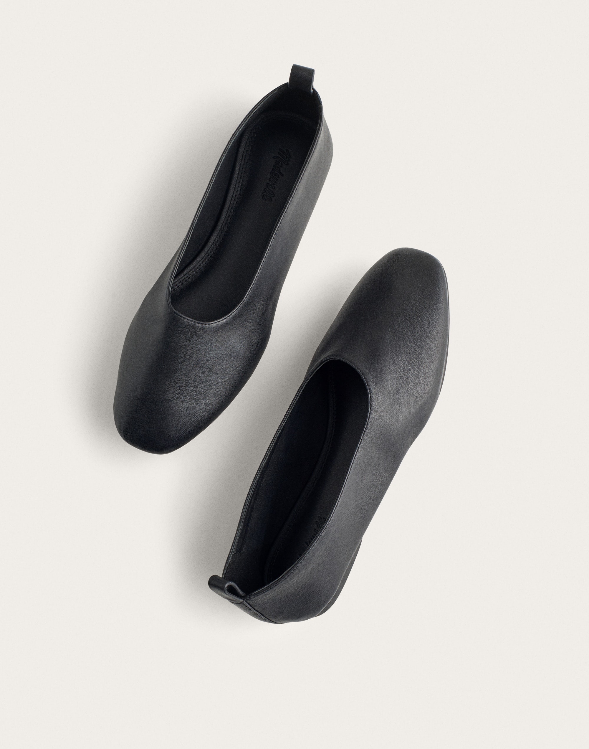The Freja Glove Ballet Flat