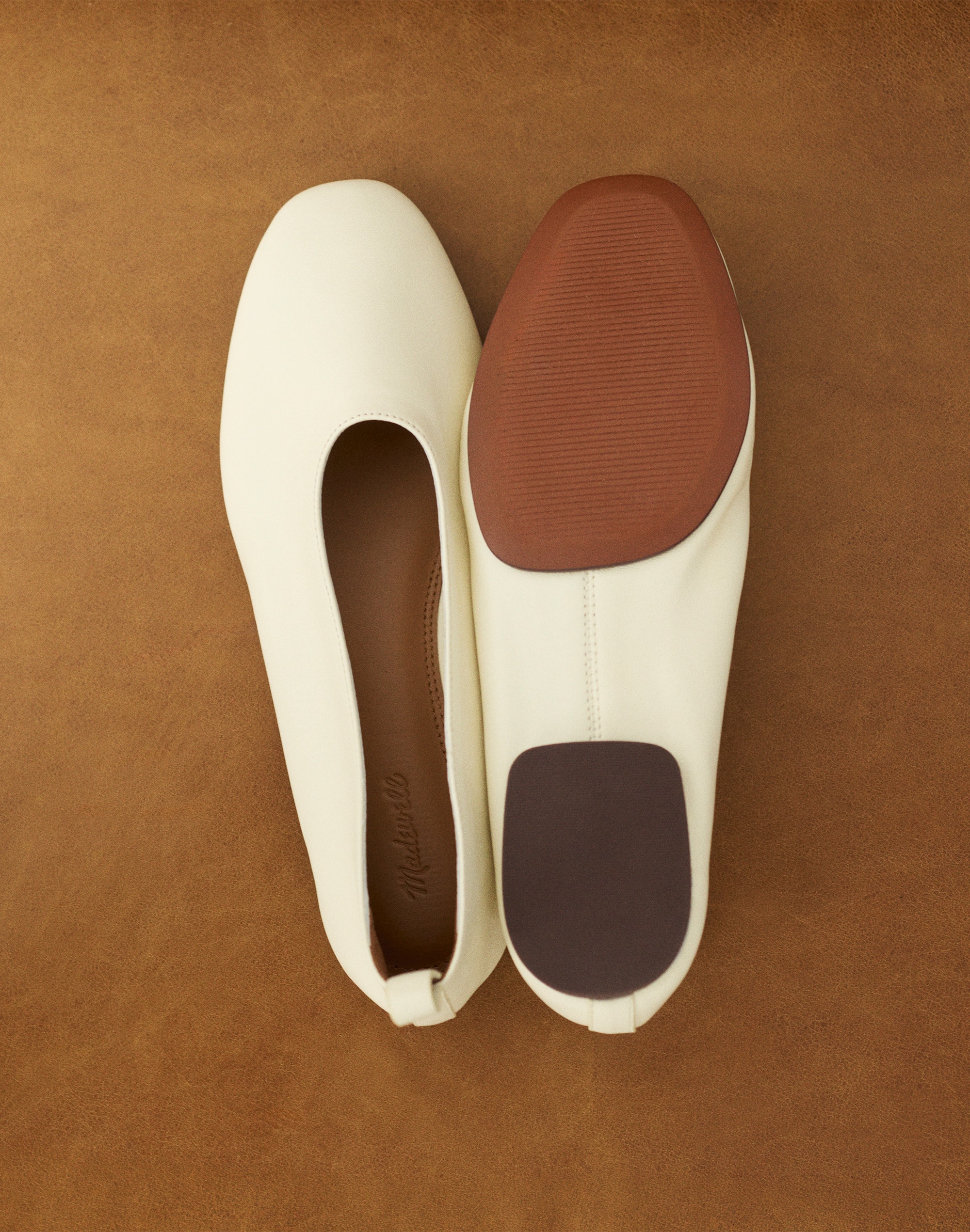 The Freja Glove Ballet Flat