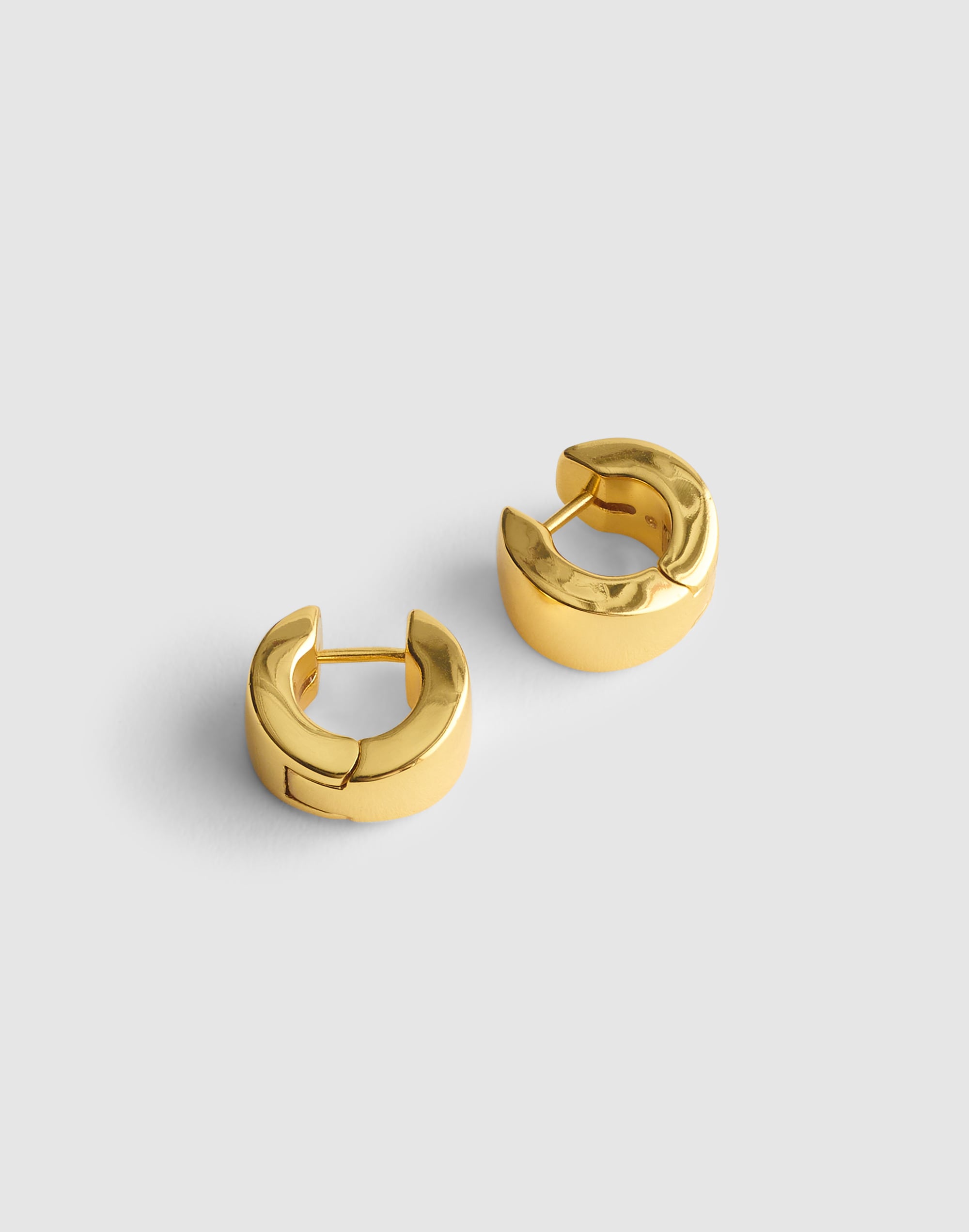 chunky huggie hoop earrings