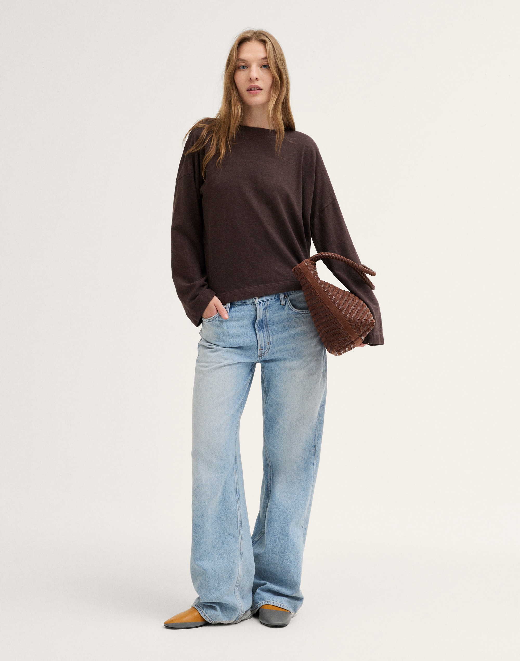 Easy Crewneck Long-Sleeve Tee in Sunday Slub