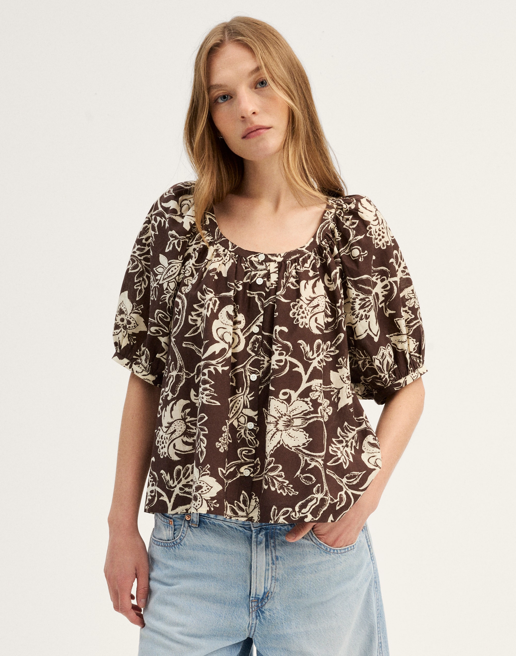 puff-sleeve a-line top