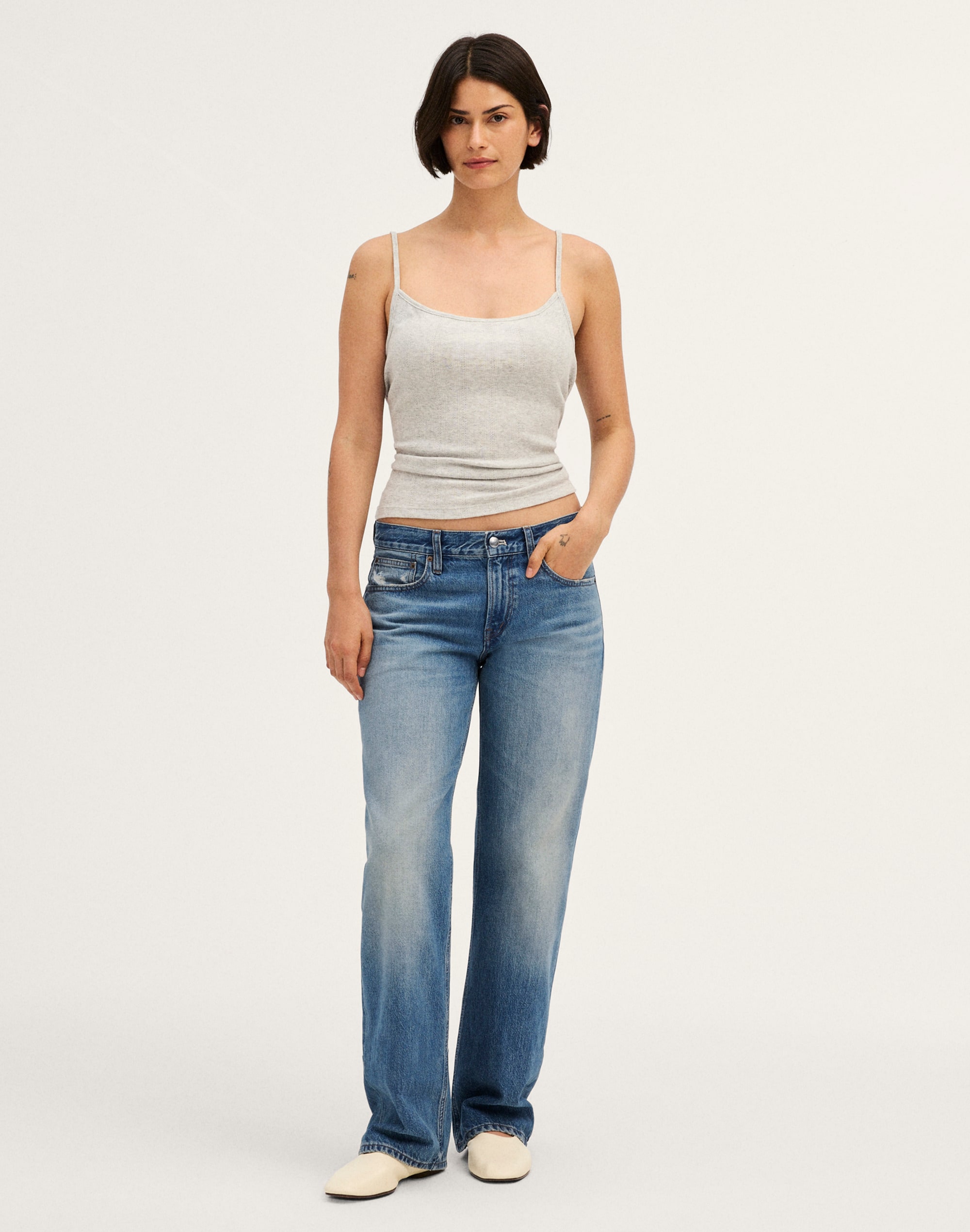 the short curvy low-rise loose jean