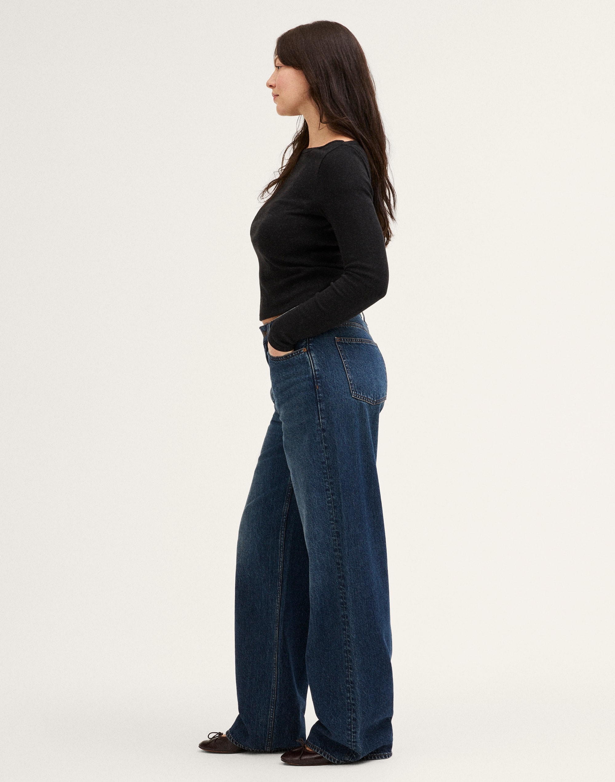 Curvy Low-Slung Baggy Jeans