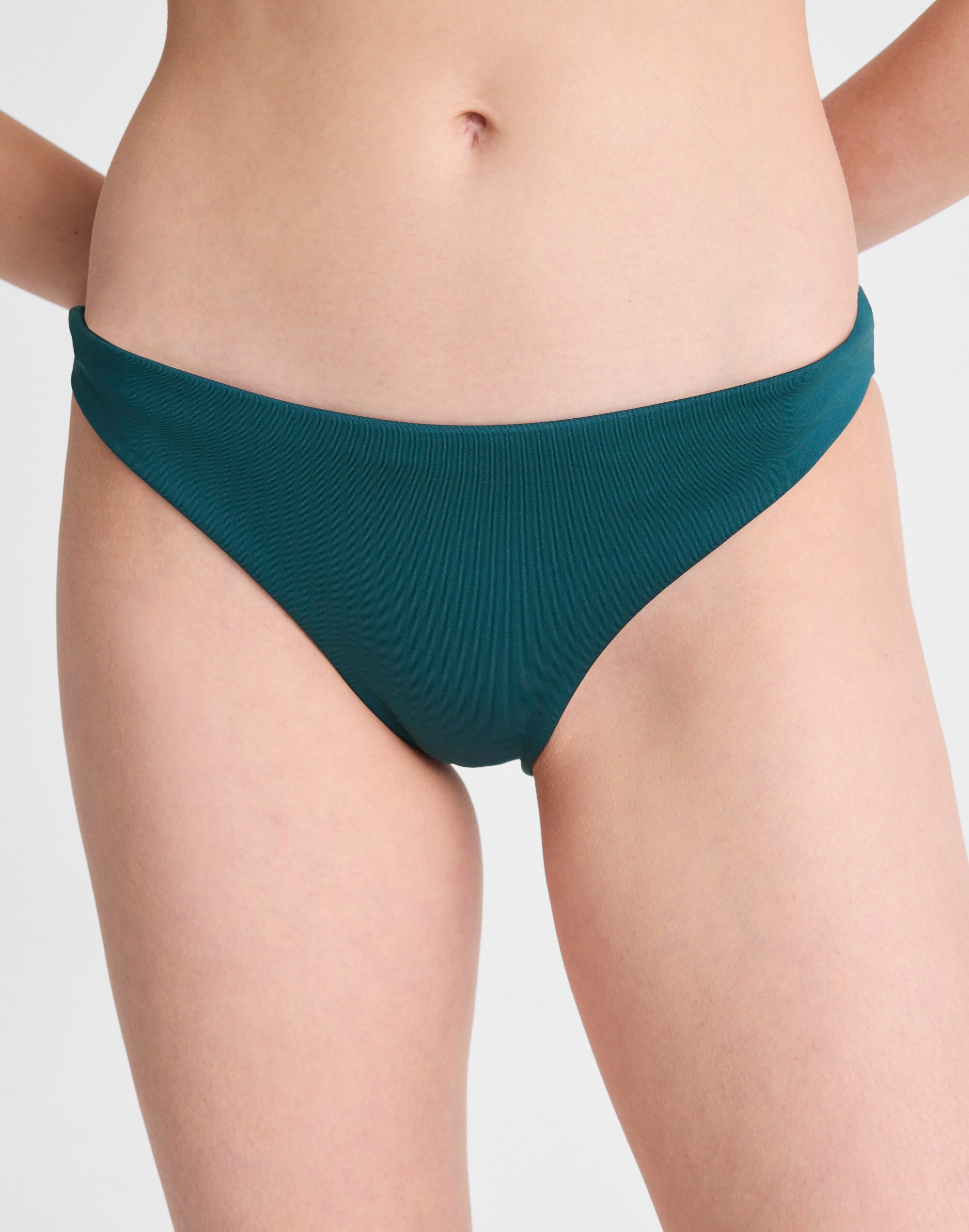 Left On Friday Wear To Bikini Bottom