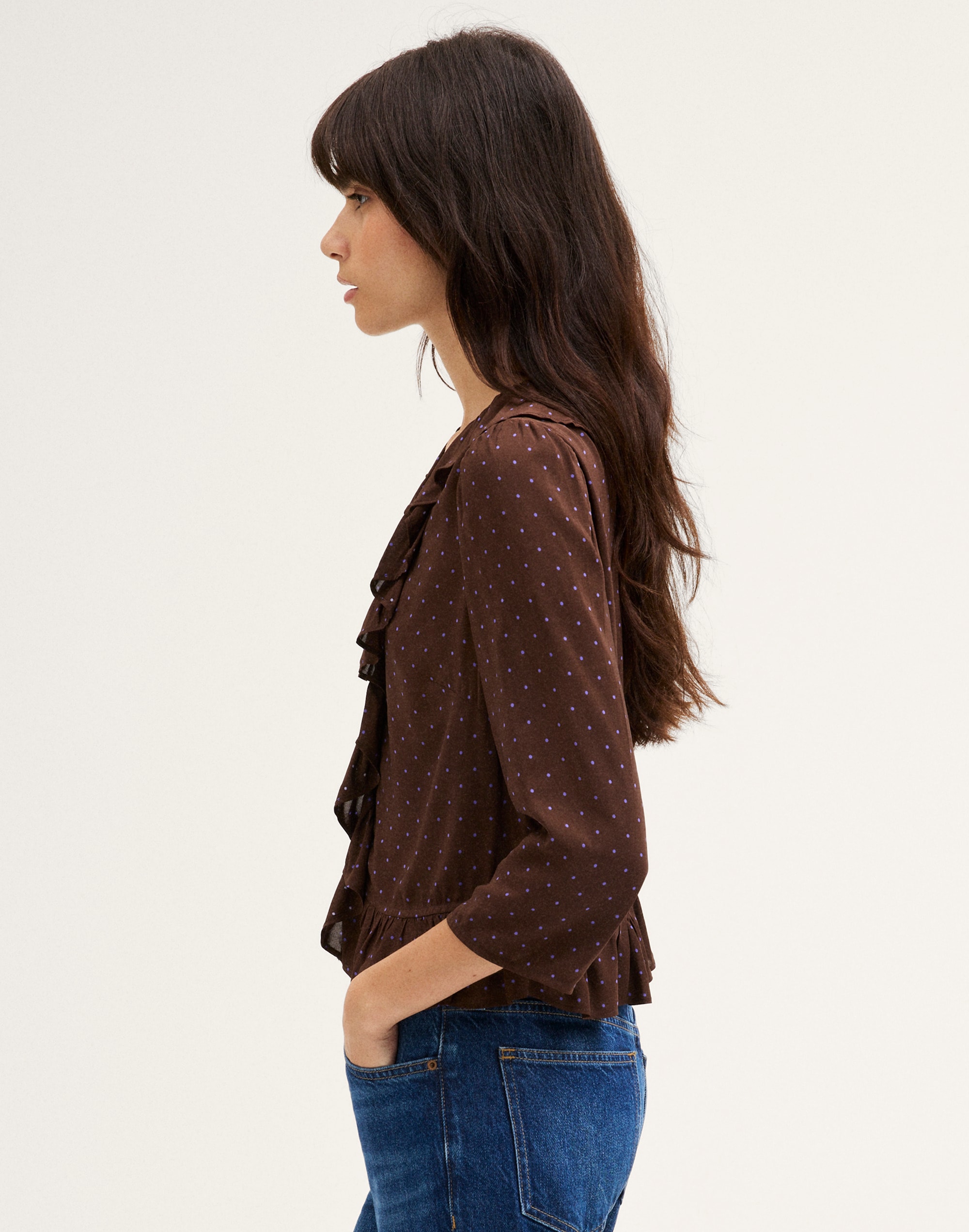 Ruffled V-Neck Shrunken Top
